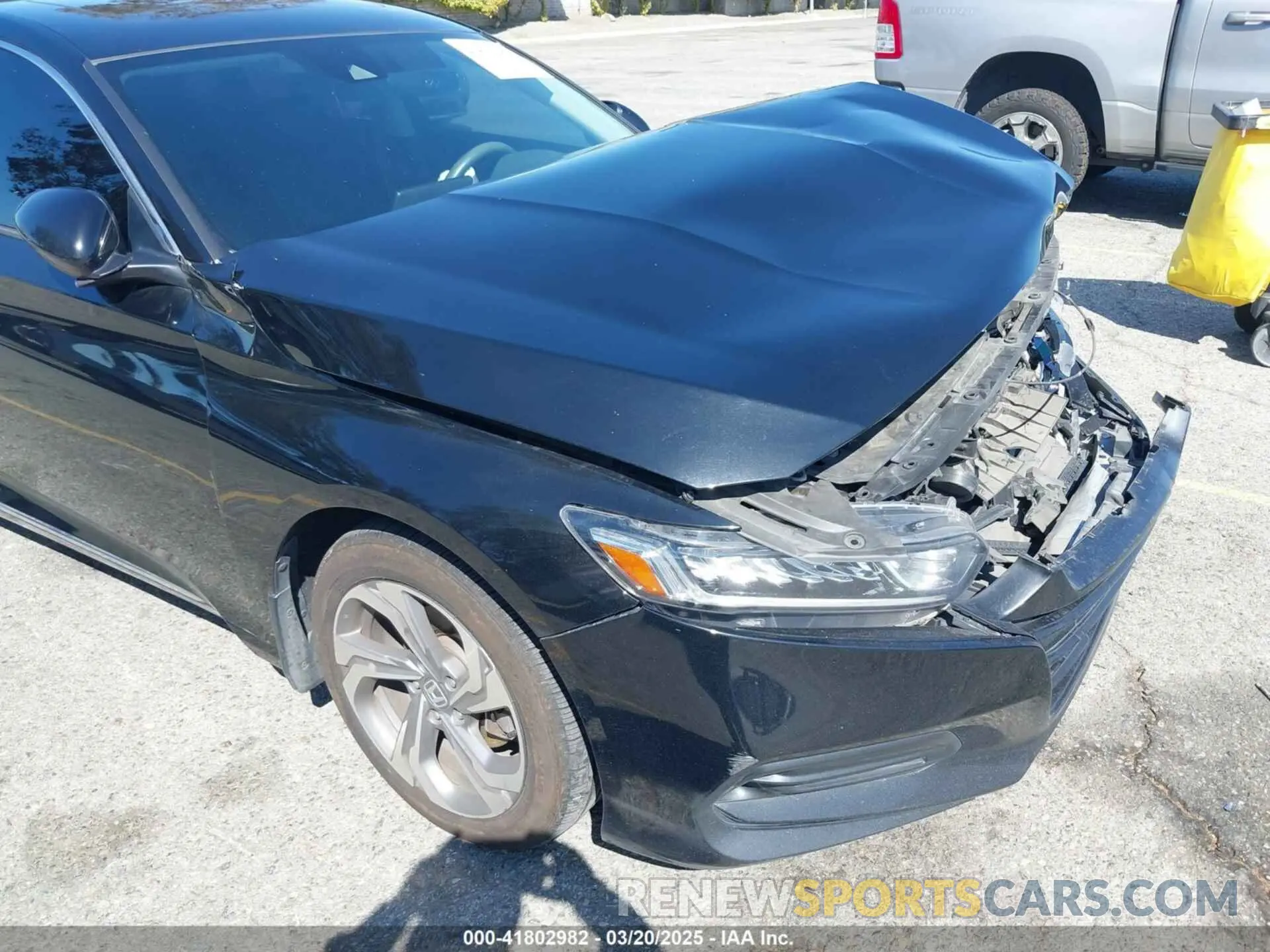 17 fotografías del automóvil dañado 1HGCV1F48KA026651 HONDA ACCORD 2019