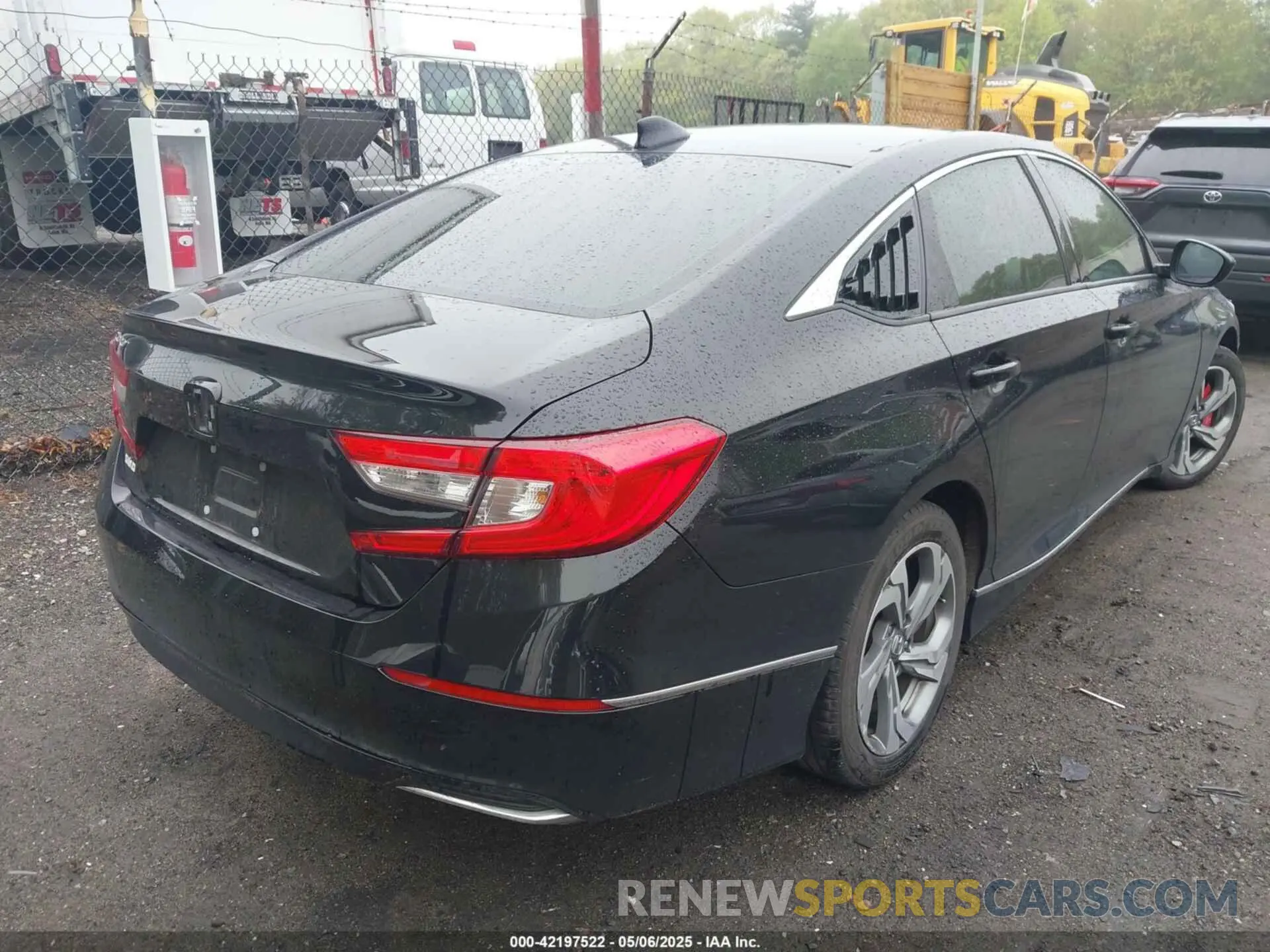 4 fotografías del automóvil dañado 1HGCV1F49KA025735 HONDA ACCORD 2019