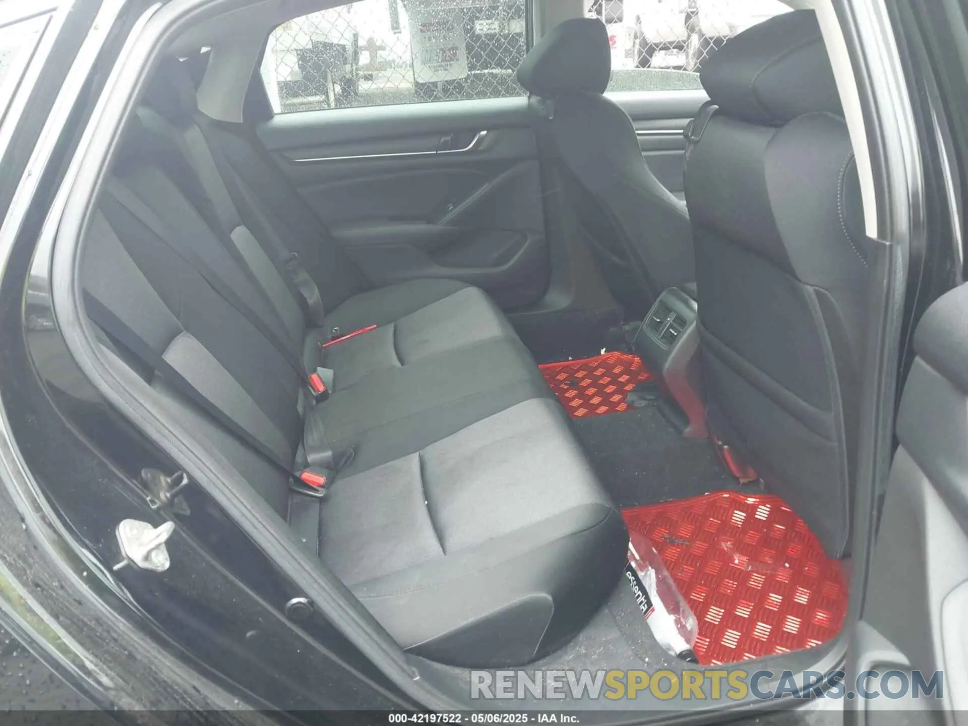 8 fotografías del automóvil dañado 1HGCV1F49KA025735 HONDA ACCORD 2019