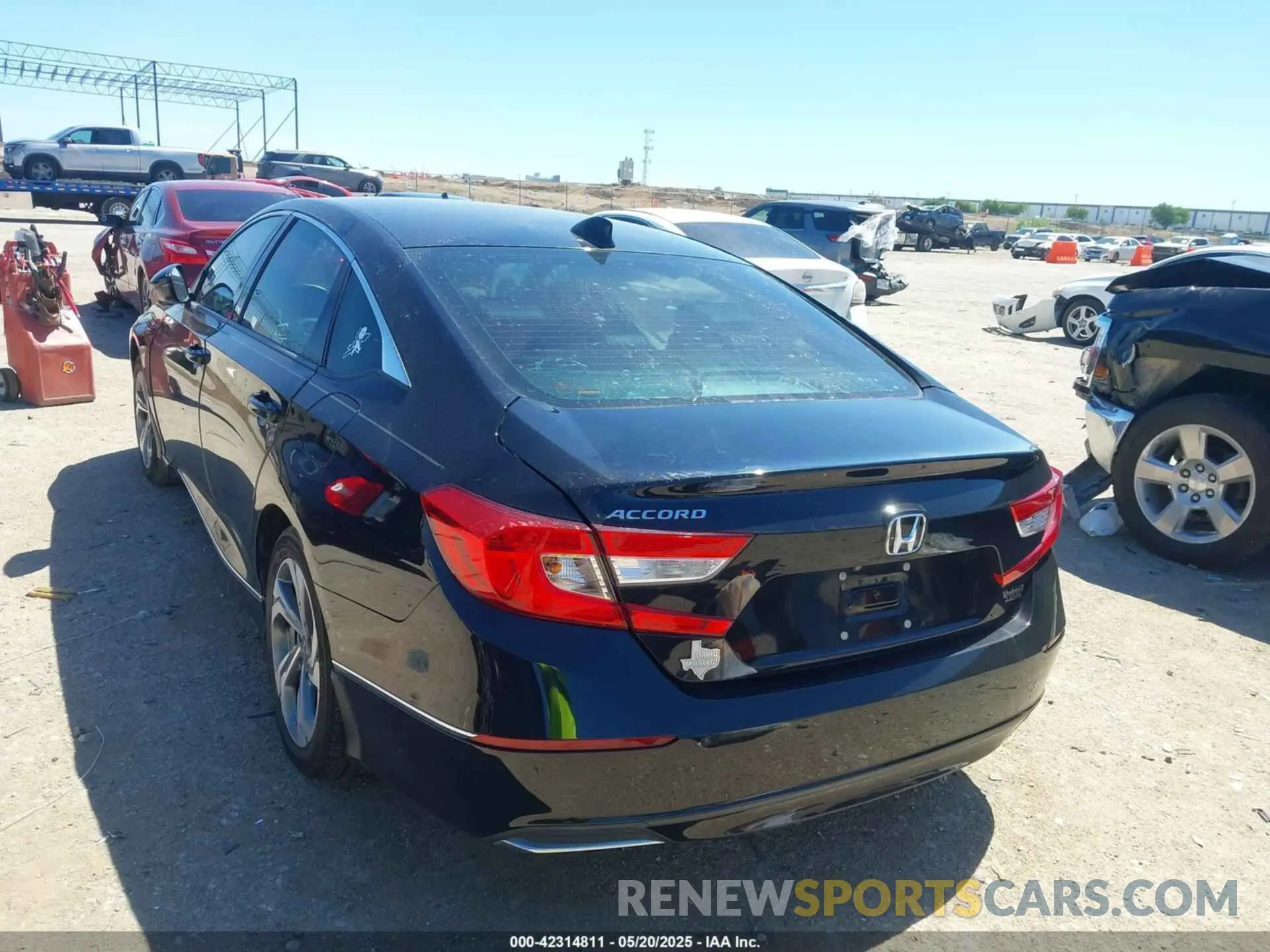 3 fotografías del automóvil dañado 1HGCV1F50KA128387 HONDA ACCORD 2019