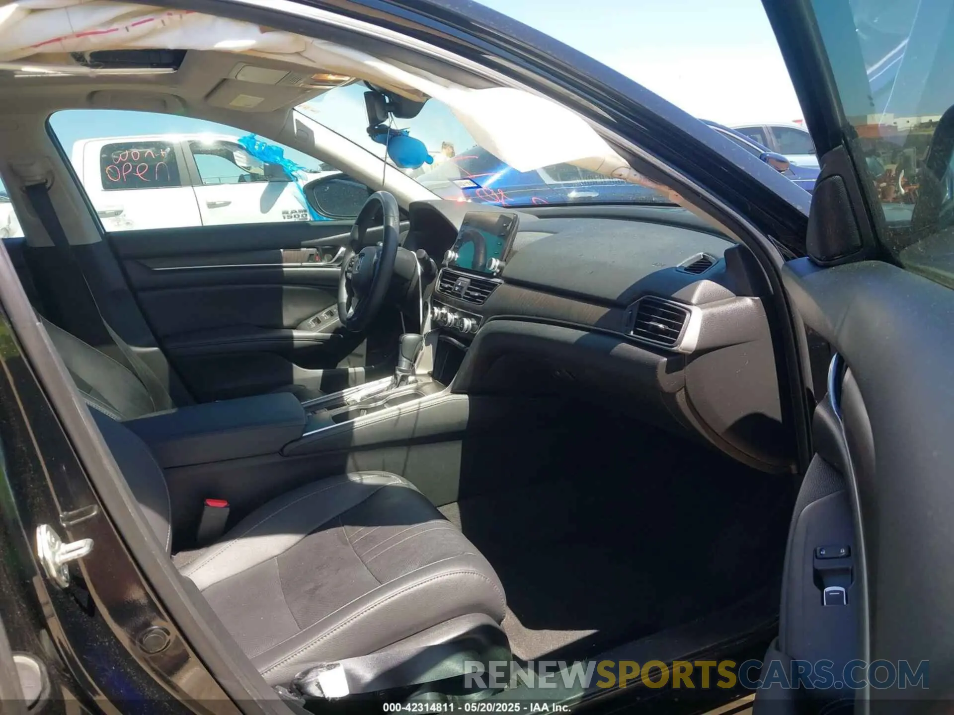5 fotografías del automóvil dañado 1HGCV1F50KA128387 HONDA ACCORD 2019