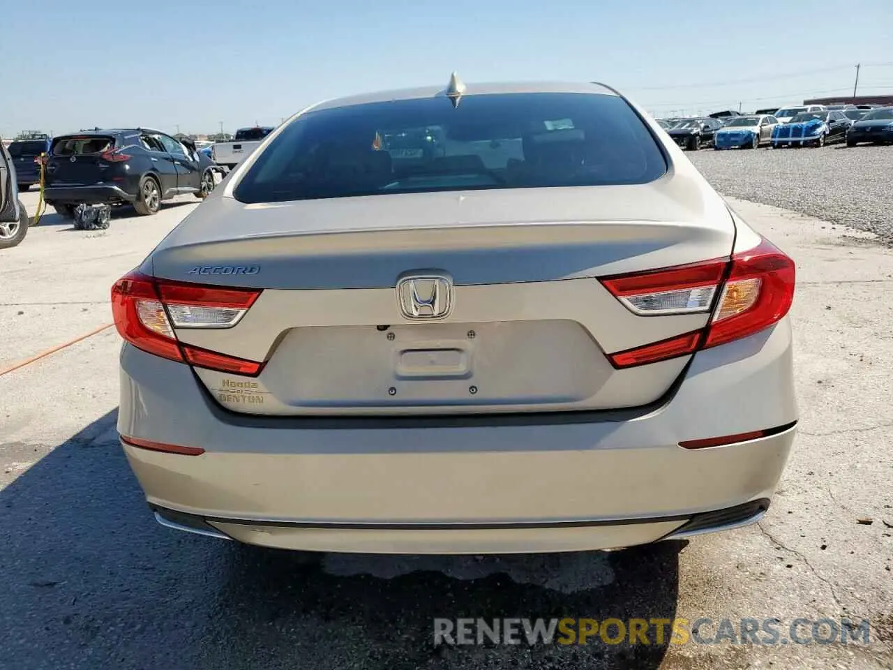 6 fotografías del automóvil dañado 1HGCV1F51KA025978 HONDA ACCORD 2019