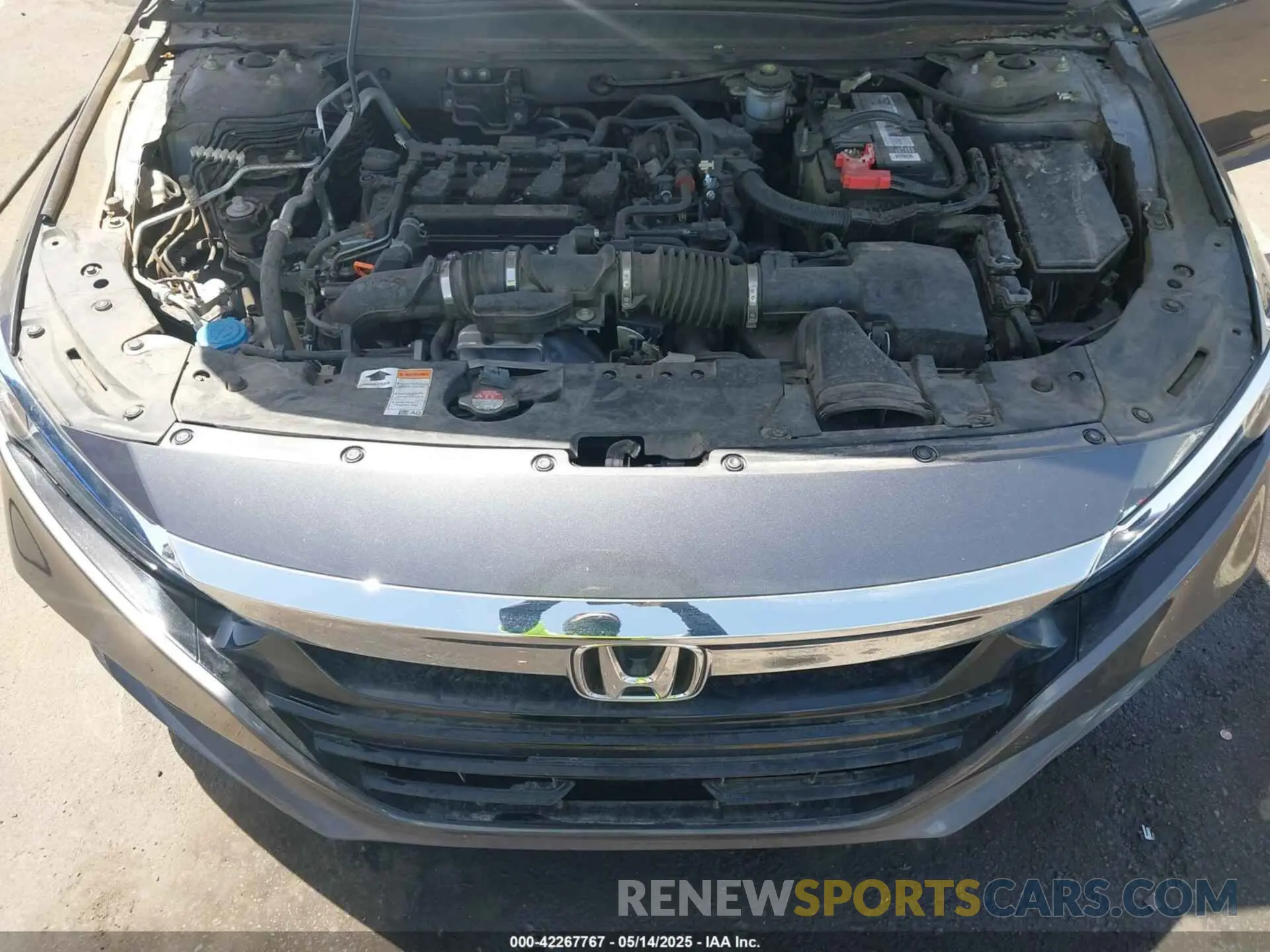 10 fotografías del automóvil dañado 1HGCV1F55KA041410 HONDA ACCORD 2019