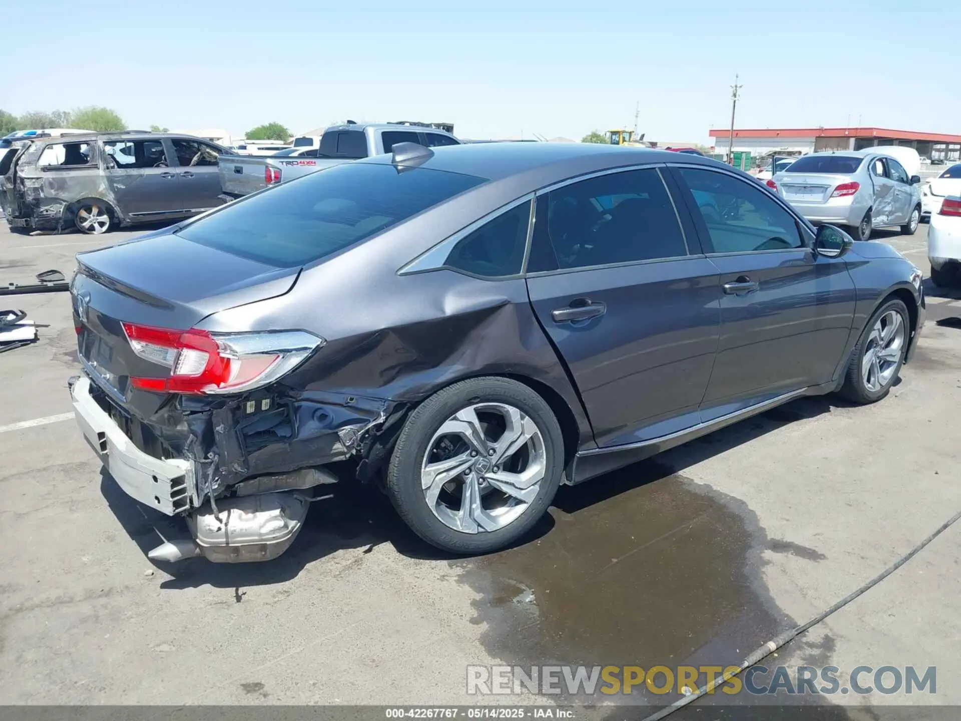 4 fotografías del automóvil dañado 1HGCV1F55KA041410 HONDA ACCORD 2019