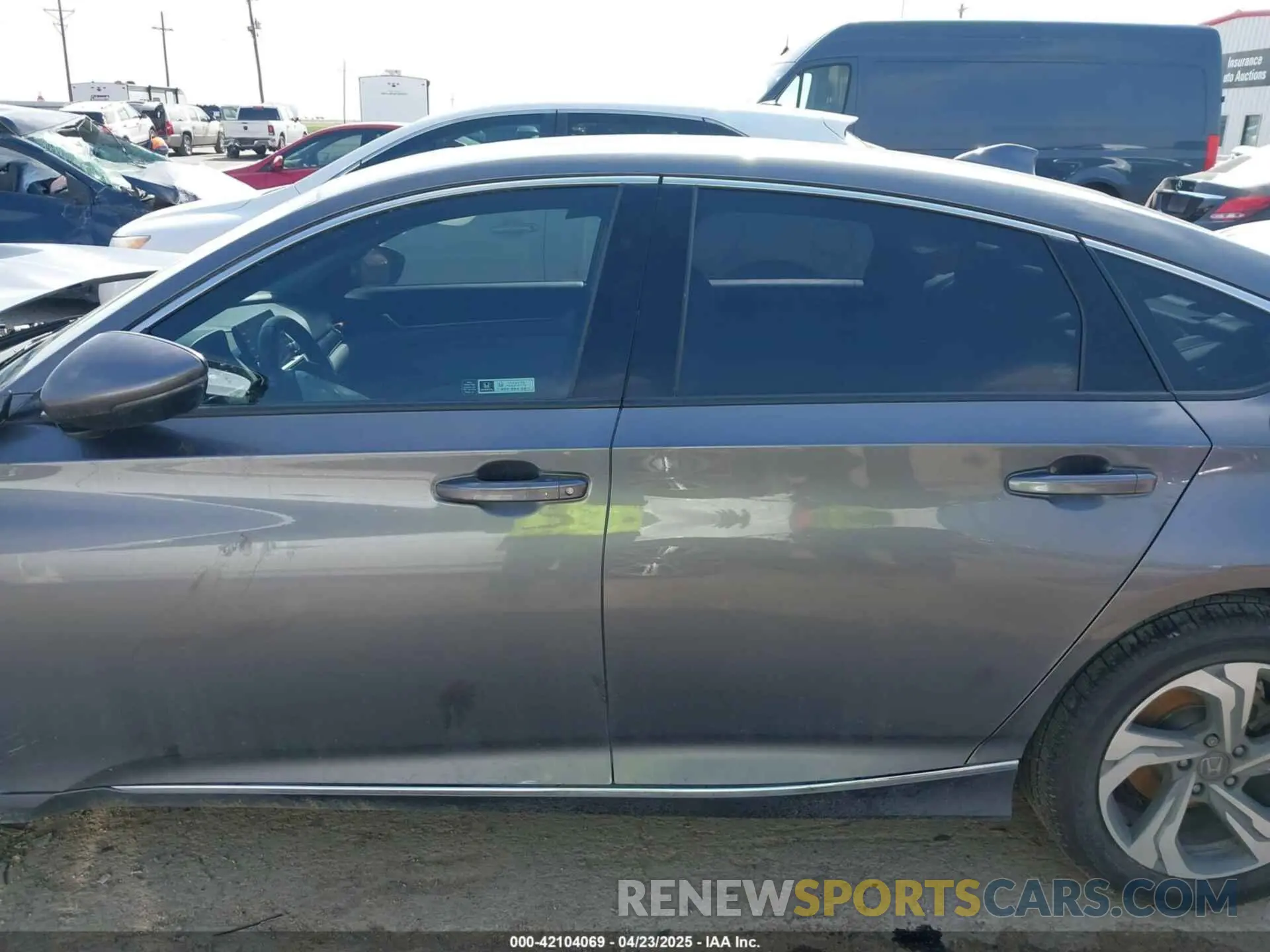 14 fotografías del automóvil dañado 1HGCV1F57KA031378 HONDA ACCORD 2019