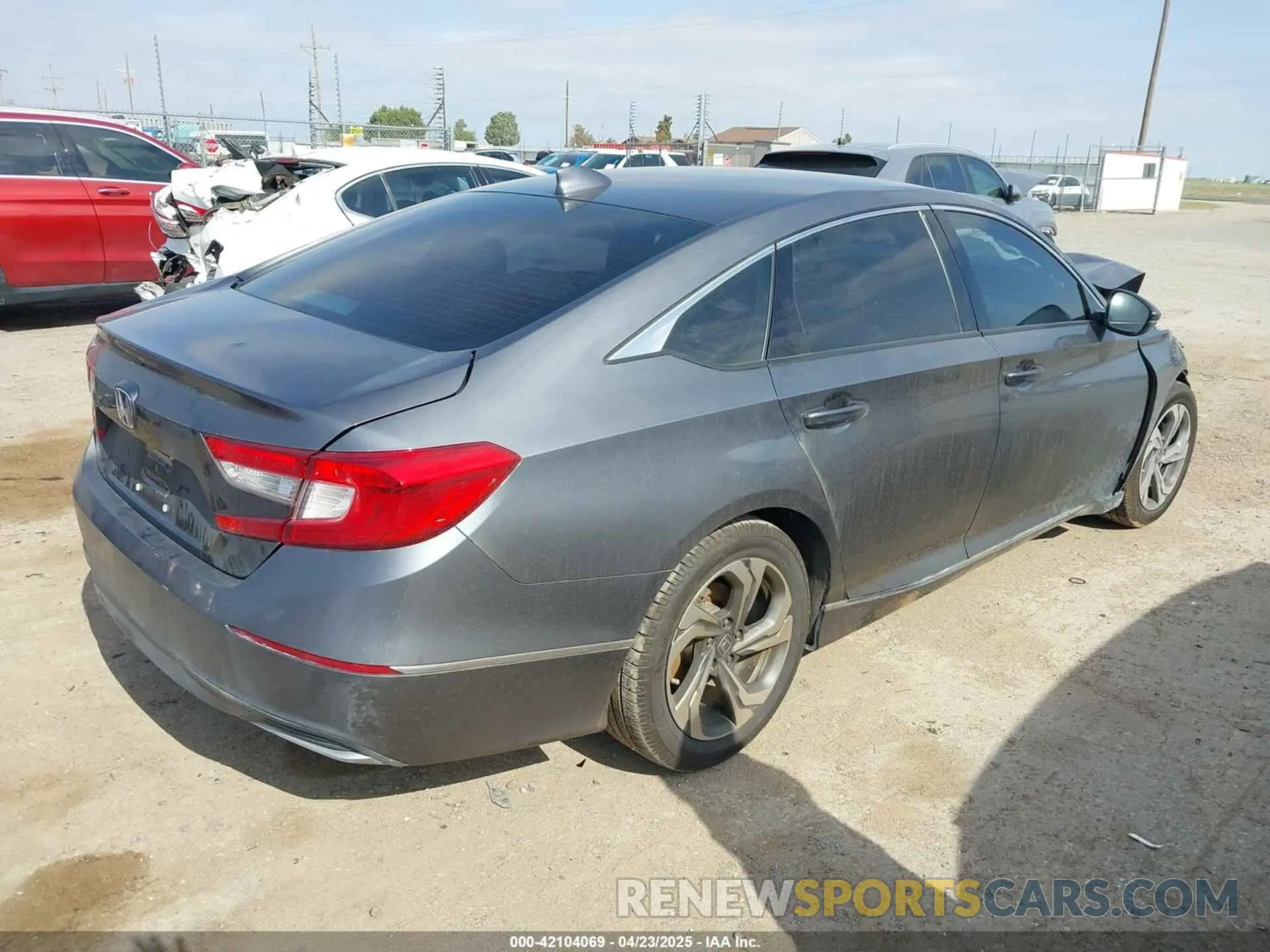 4 fotografías del automóvil dañado 1HGCV1F57KA031378 HONDA ACCORD 2019