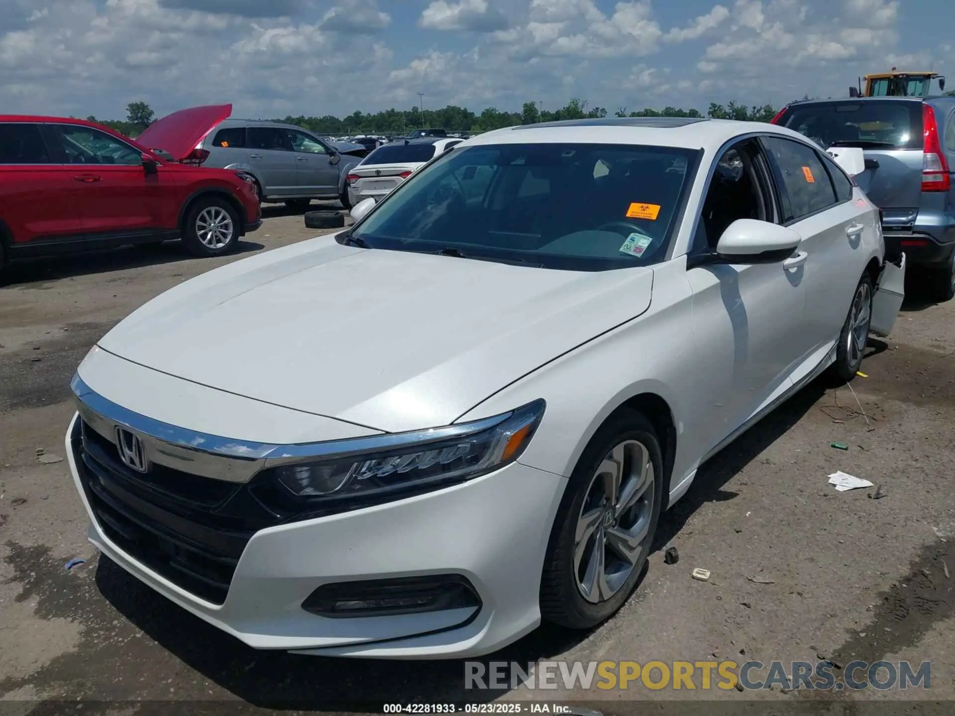 2 fotografías del automóvil dañado 1HGCV1F57KA075025 HONDA ACCORD 2019