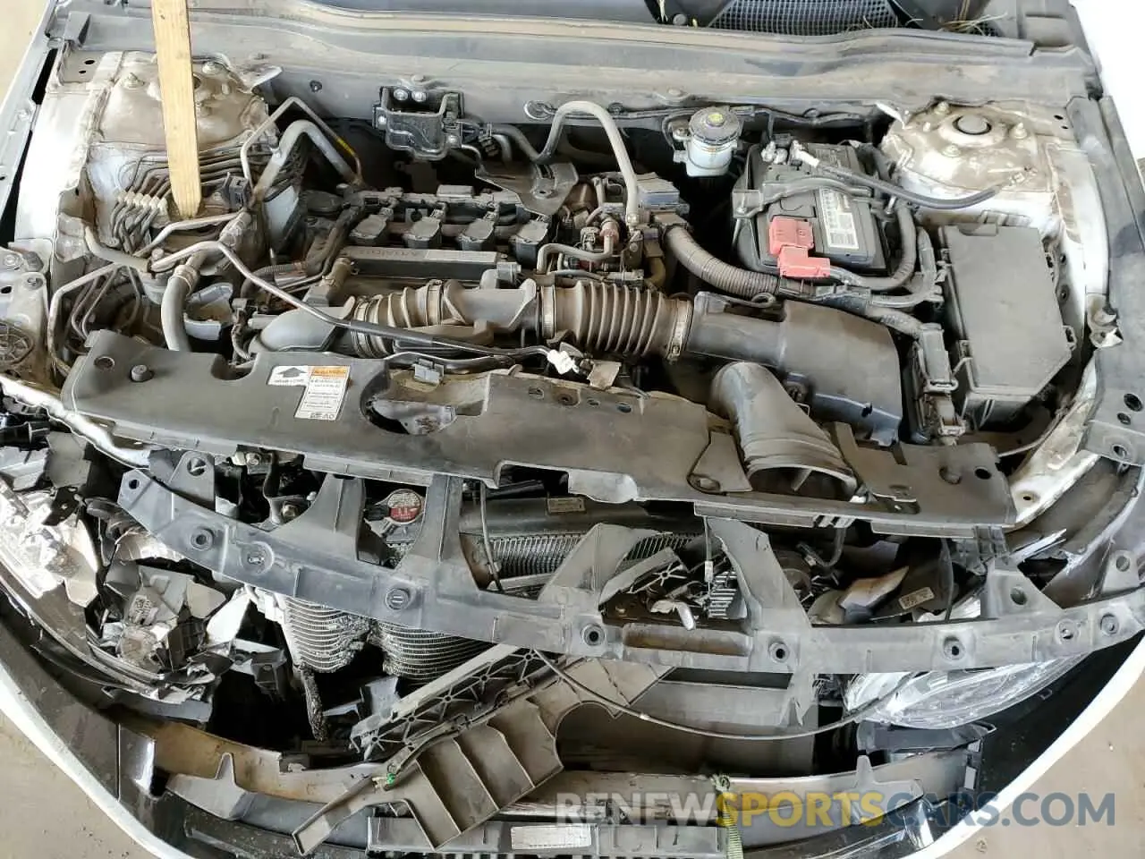 13 fotografías del automóvil dañado 1HGCV1F58KA040302 HONDA ACCORD 2019