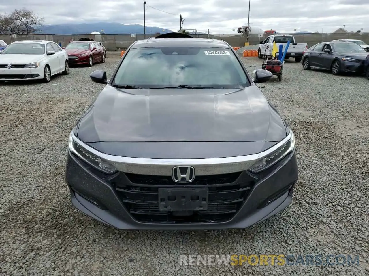 5 fotografías del automóvil dañado 1HGCV1F5XKA143298 HONDA ACCORD 2019