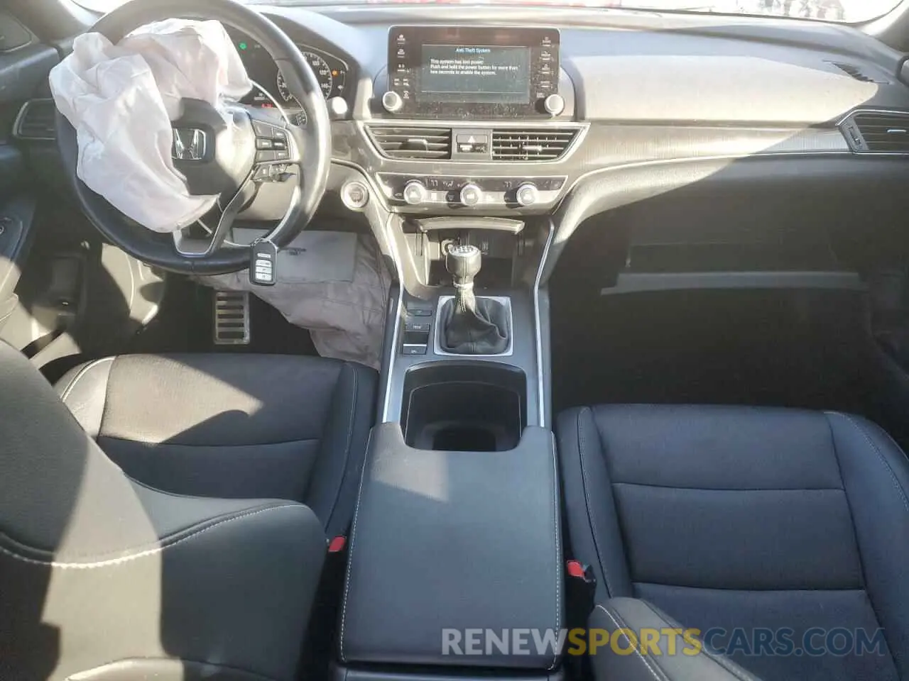 8 fotografías del automóvil dañado 1HGCV2E31KA028739 HONDA ACCORD 2019
