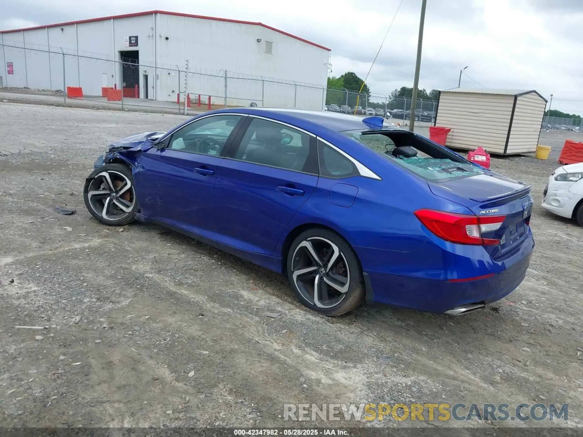 3 fotografías del automóvil dañado 1HGCV2E37KA013730 HONDA ACCORD 2019