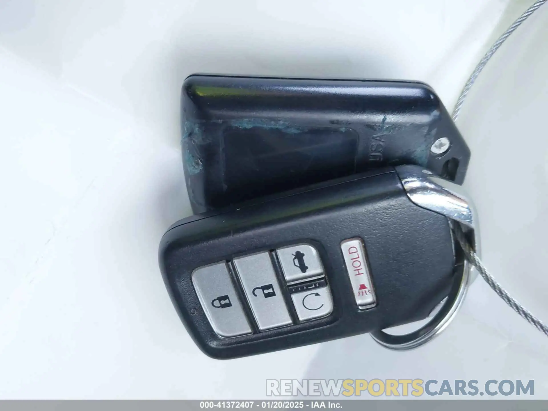 11 fotografías del automóvil dañado 1HGCV2F30KA011039 HONDA ACCORD 2019