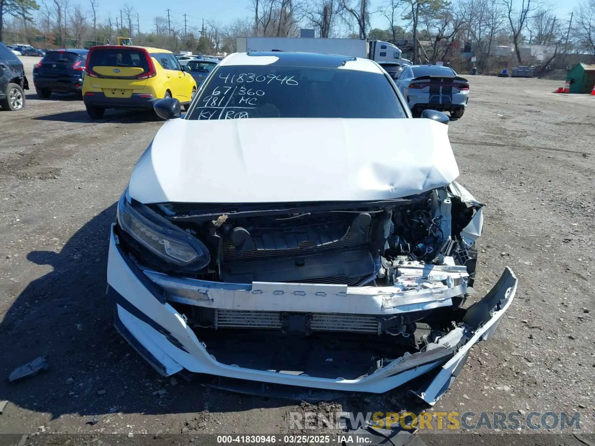 11 fotografías del automóvil dañado 1HGCV2F30KA012692 HONDA ACCORD 2019