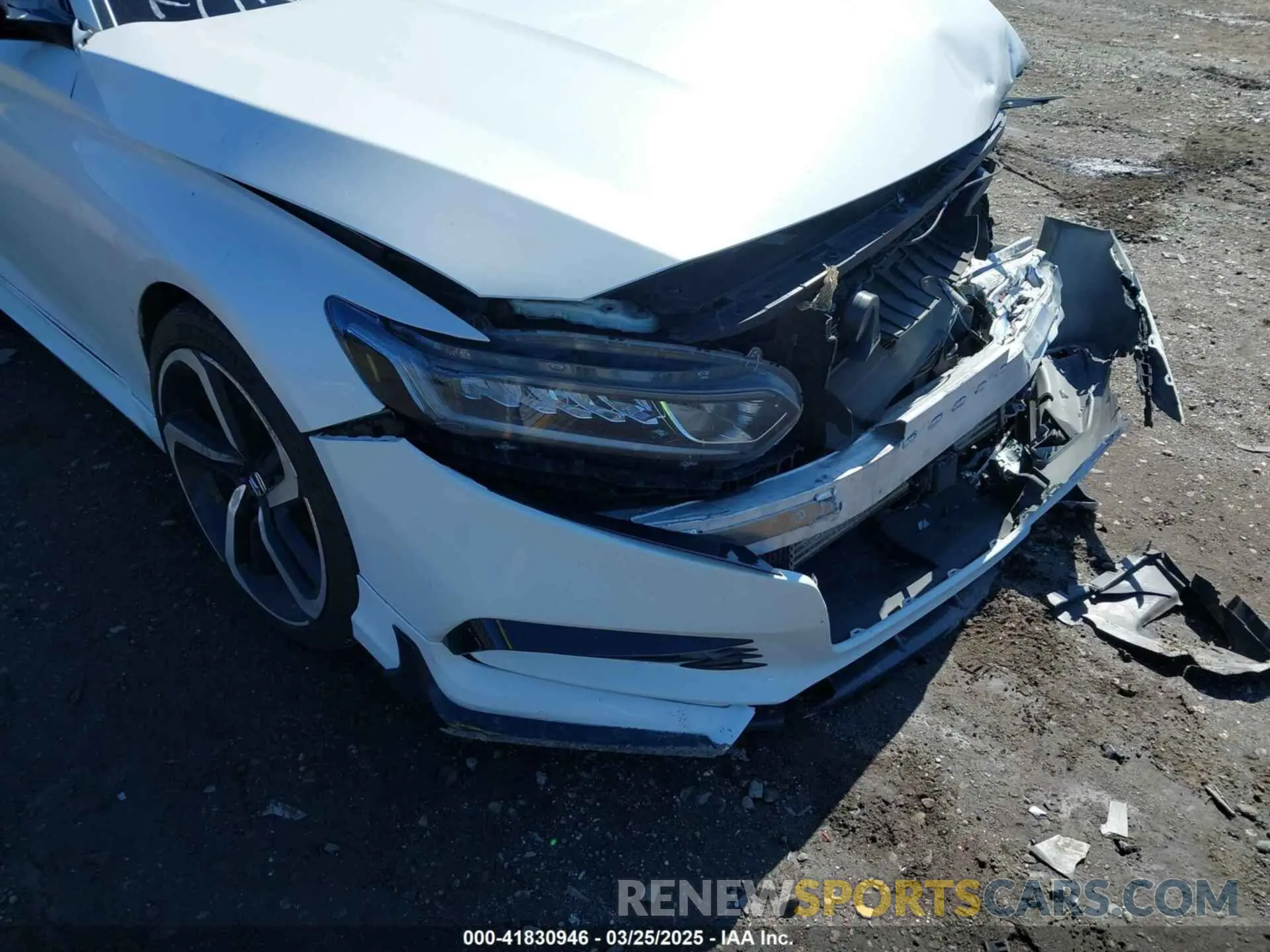 18 fotografías del automóvil dañado 1HGCV2F30KA012692 HONDA ACCORD 2019