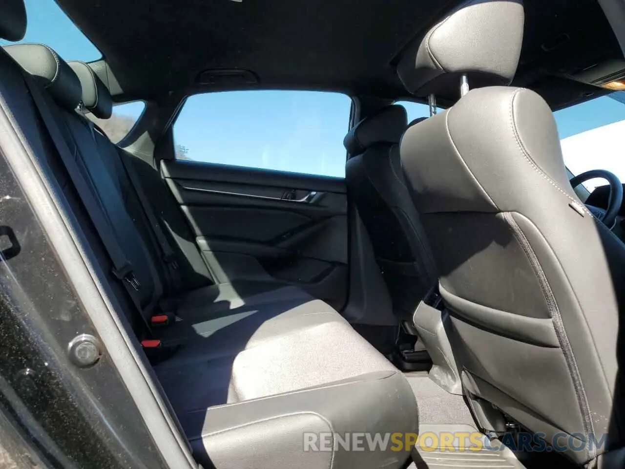 10 fotografías del automóvil dañado 1HGCV2F30KA017505 HONDA ACCORD 2019