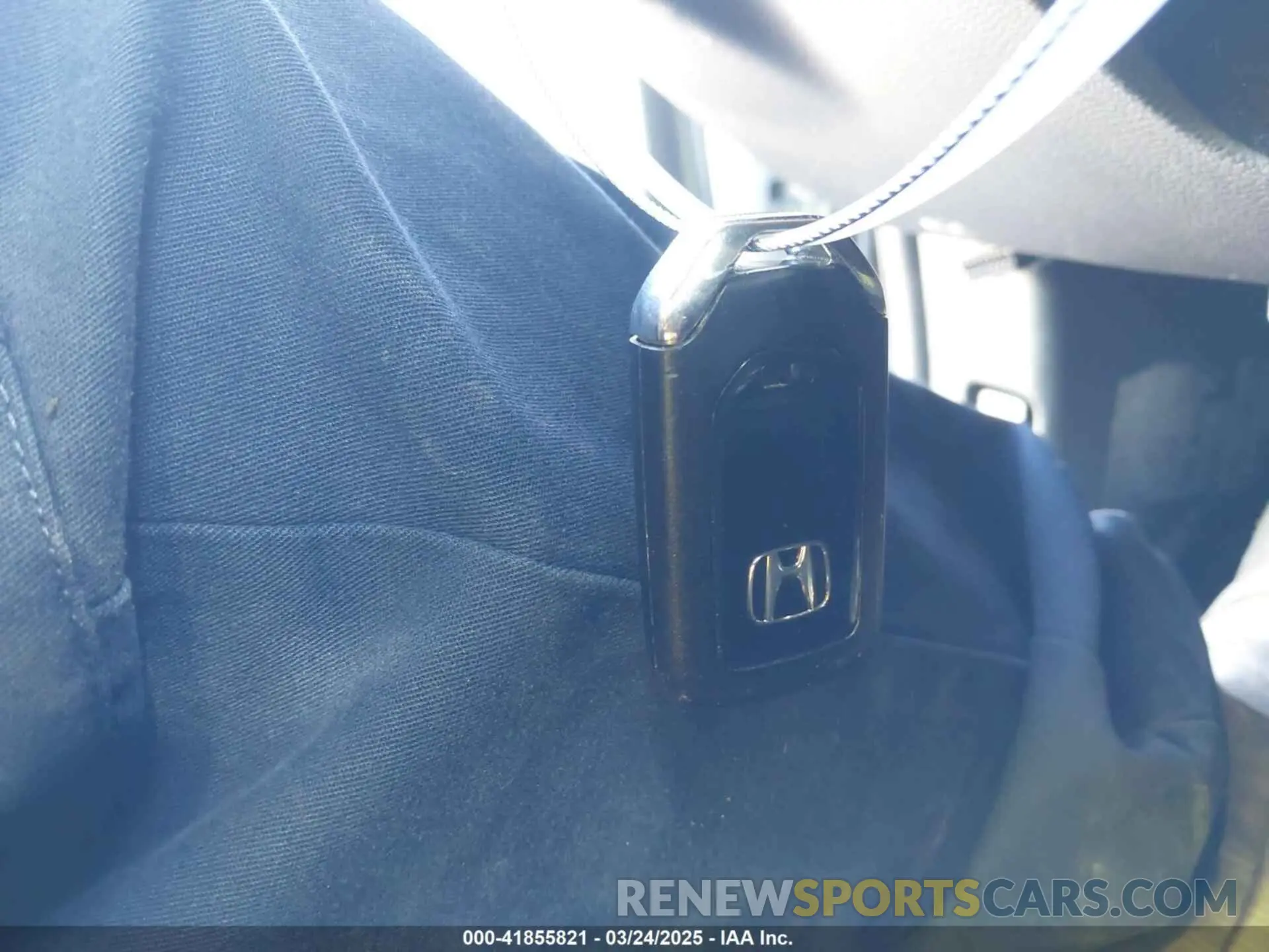 11 fotografías del automóvil dañado 1HGCV2F31KA009462 HONDA ACCORD 2019