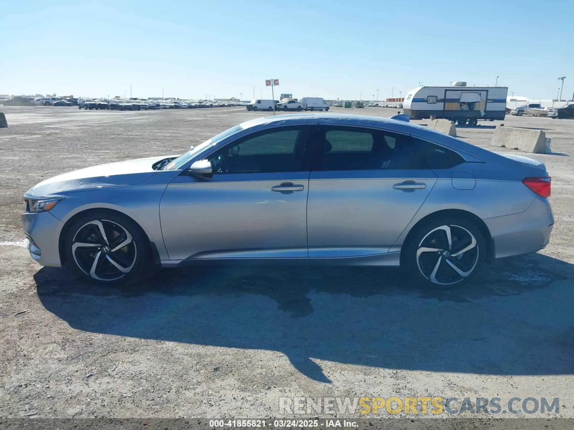 14 fotografías del automóvil dañado 1HGCV2F31KA009462 HONDA ACCORD 2019