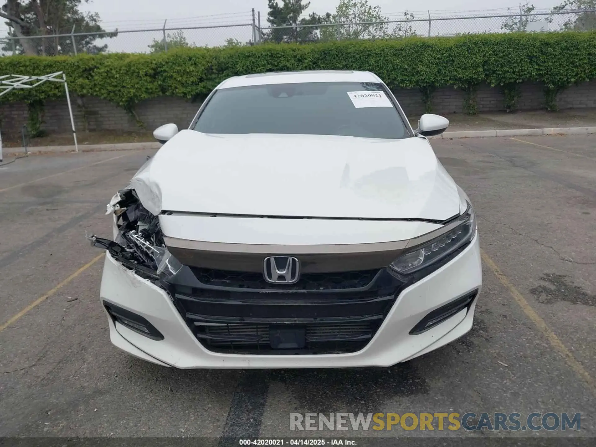 11 fotografías del automóvil dañado 1HGCV2F31KA015178 HONDA ACCORD 2019