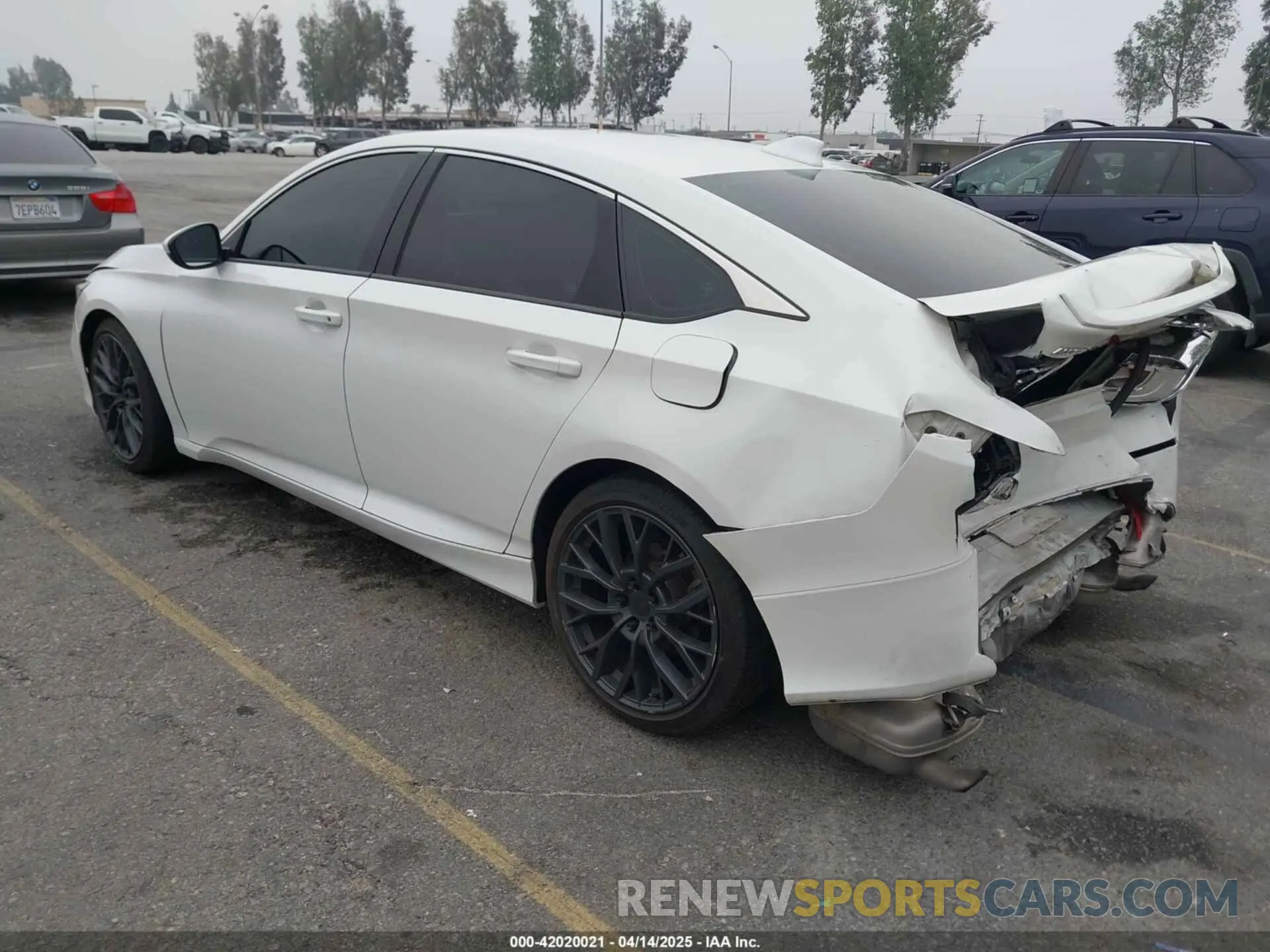 3 fotografías del automóvil dañado 1HGCV2F31KA015178 HONDA ACCORD 2019