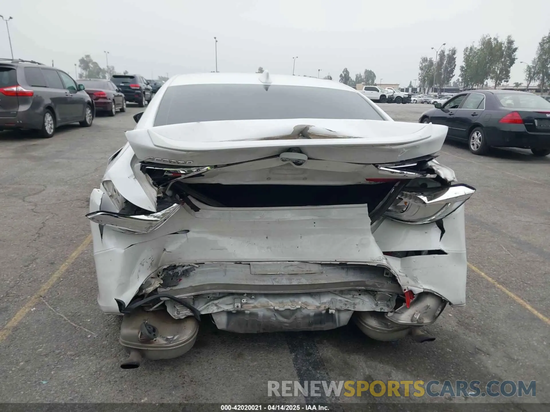 6 fotografías del automóvil dañado 1HGCV2F31KA015178 HONDA ACCORD 2019
