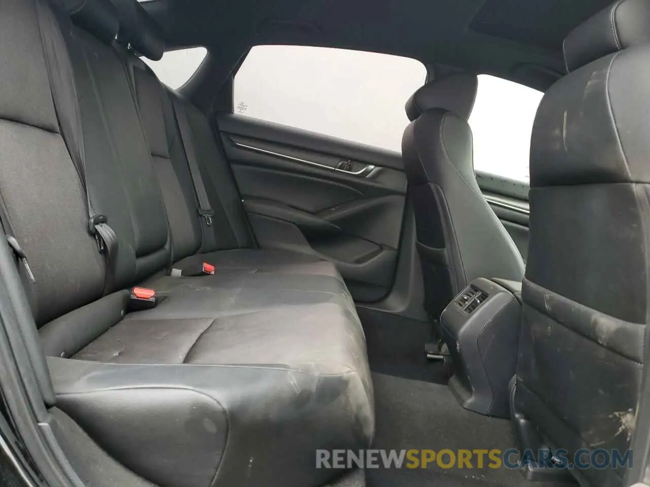 10 fotografías del automóvil dañado 1HGCV2F31KA020073 HONDA ACCORD 2019