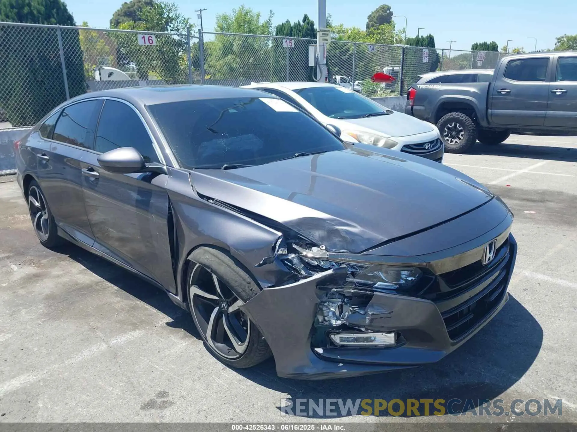 1 fotografías del automóvil dañado 1HGCV2F32KA015416 HONDA ACCORD 2019