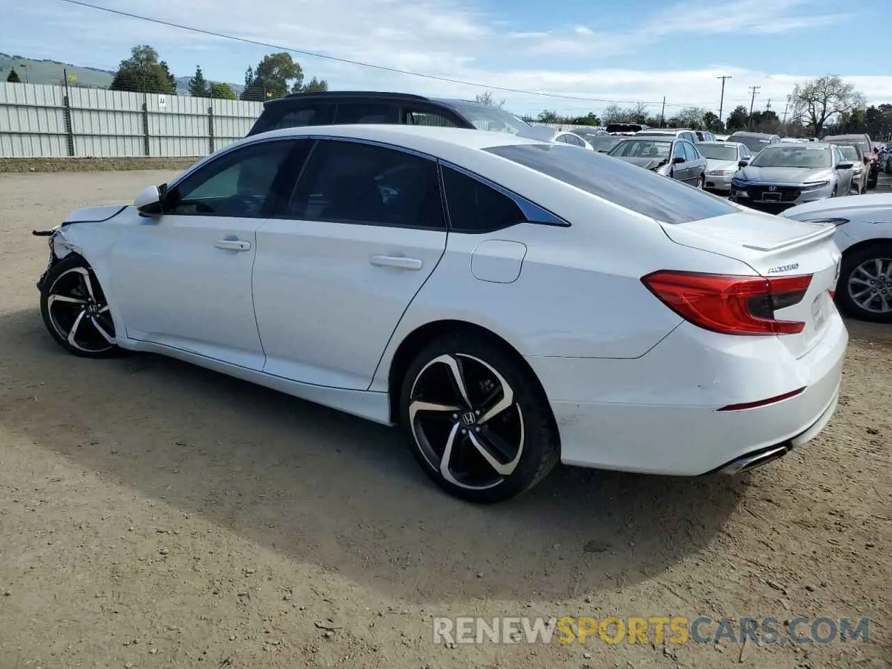 2 fotografías del automóvil dañado 1HGCV2F33KA010080 HONDA ACCORD 2019
