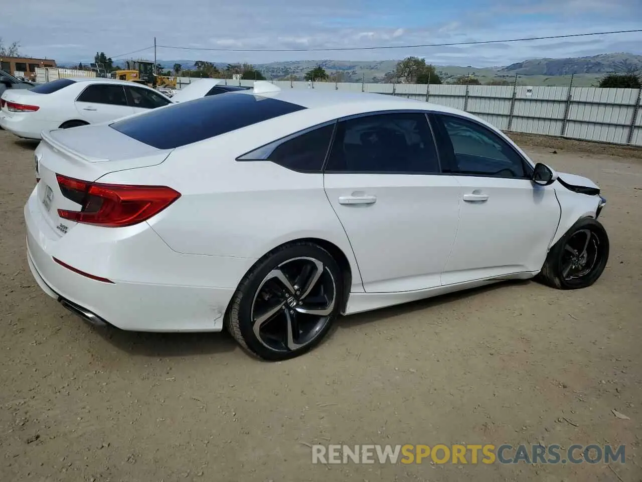 3 fotografías del automóvil dañado 1HGCV2F33KA010080 HONDA ACCORD 2019
