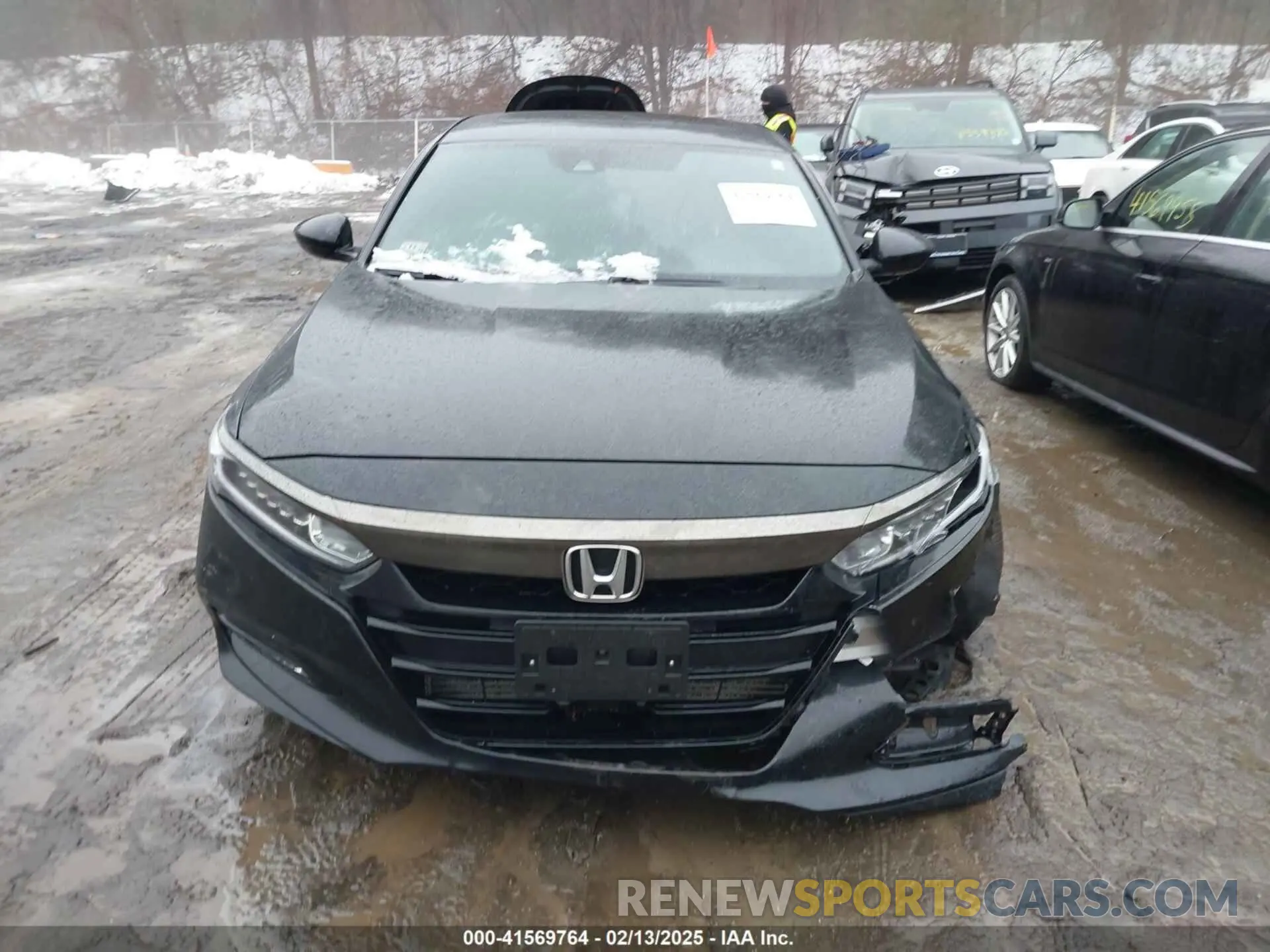 13 fotografías del automóvil dañado 1HGCV2F33KA035612 HONDA ACCORD 2019