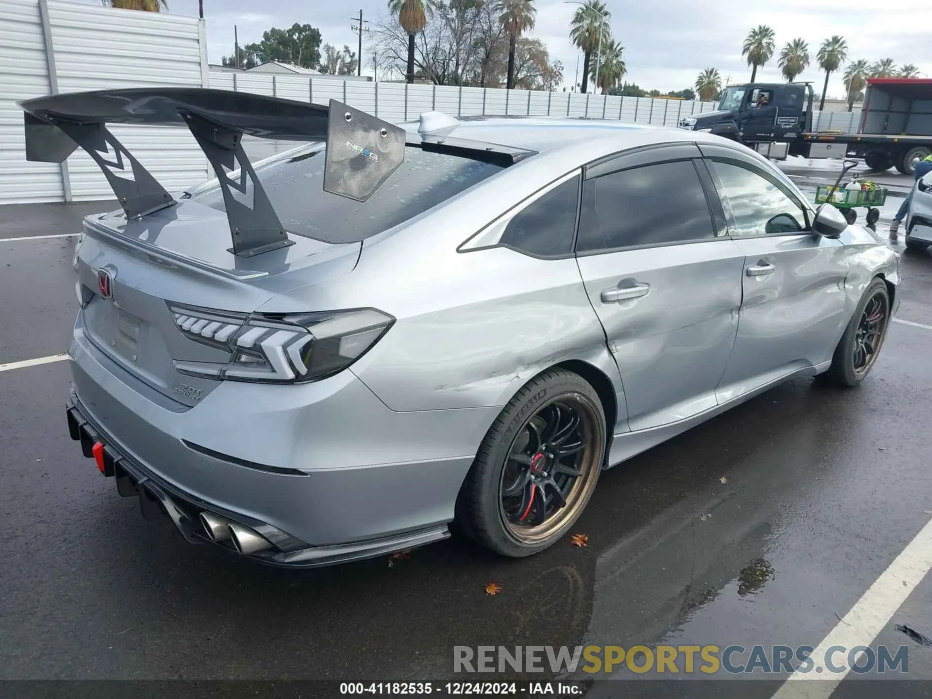 4 fotografías del automóvil dañado 1HGCV2F34KA025753 HONDA ACCORD 2019