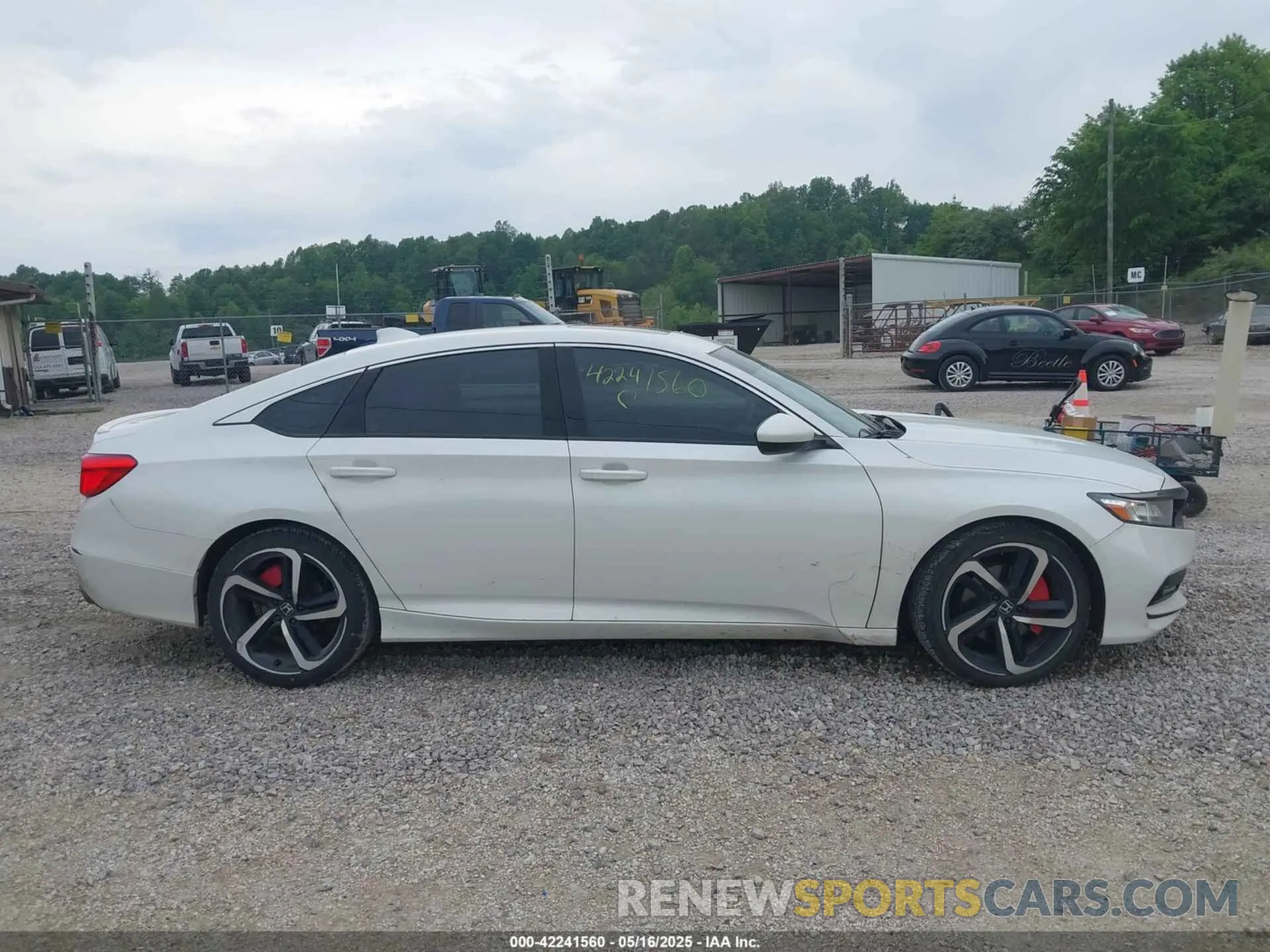 13 fotografías del automóvil dañado 1HGCV2F34KA026658 HONDA ACCORD 2019