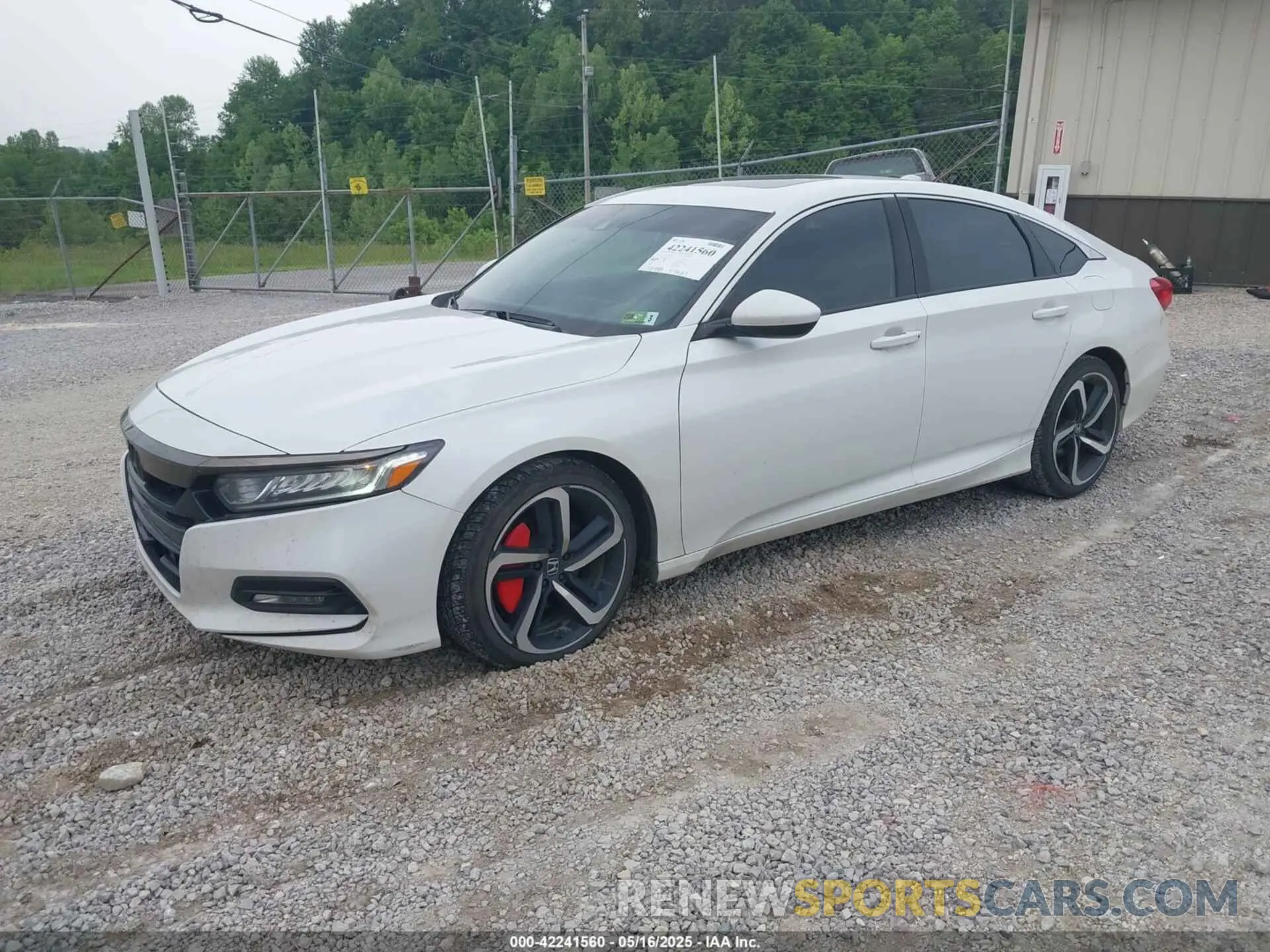 2 fotografías del automóvil dañado 1HGCV2F34KA026658 HONDA ACCORD 2019