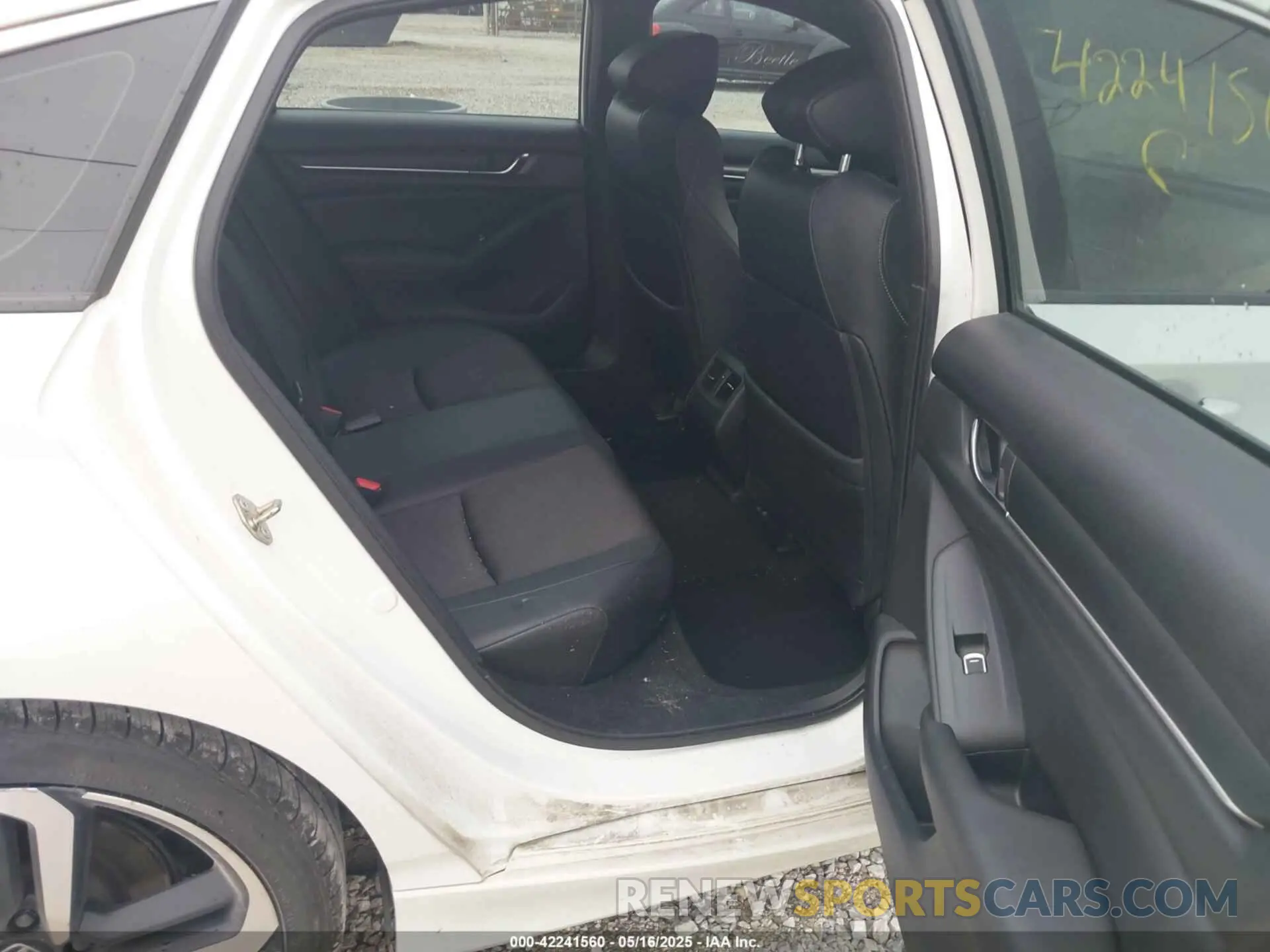 8 fotografías del automóvil dañado 1HGCV2F34KA026658 HONDA ACCORD 2019