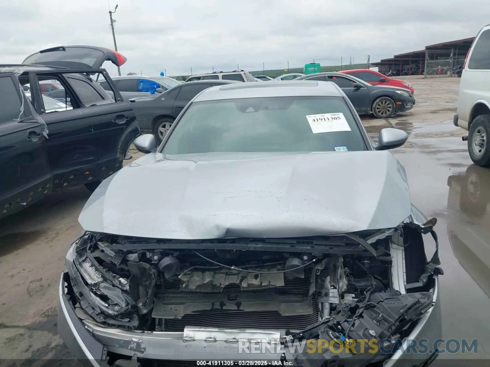 12 fotografías del automóvil dañado 1HGCV2F34KA036557 HONDA ACCORD 2019