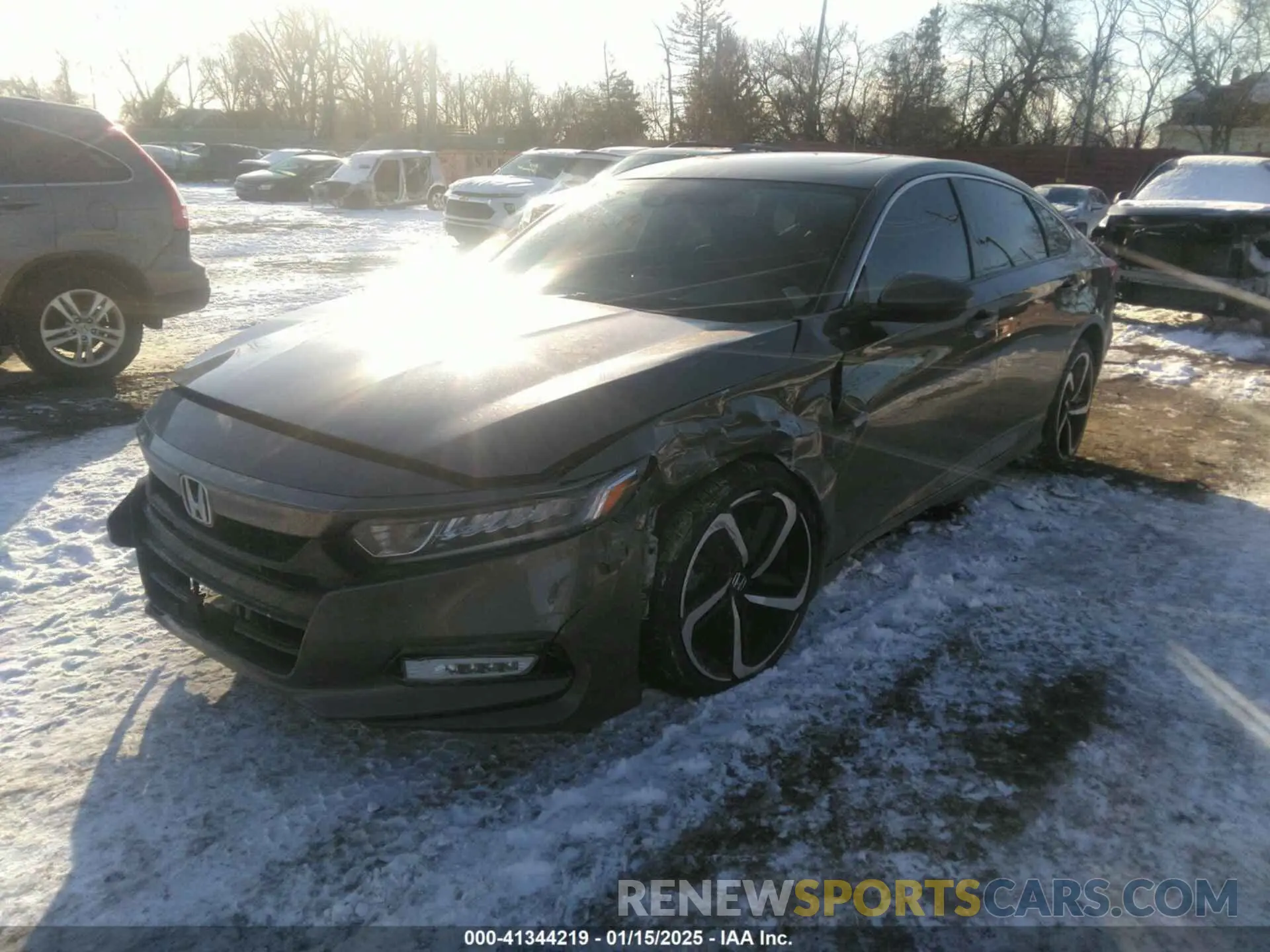 2 fotografías del automóvil dañado 1HGCV2F35KA019962 HONDA ACCORD 2019
