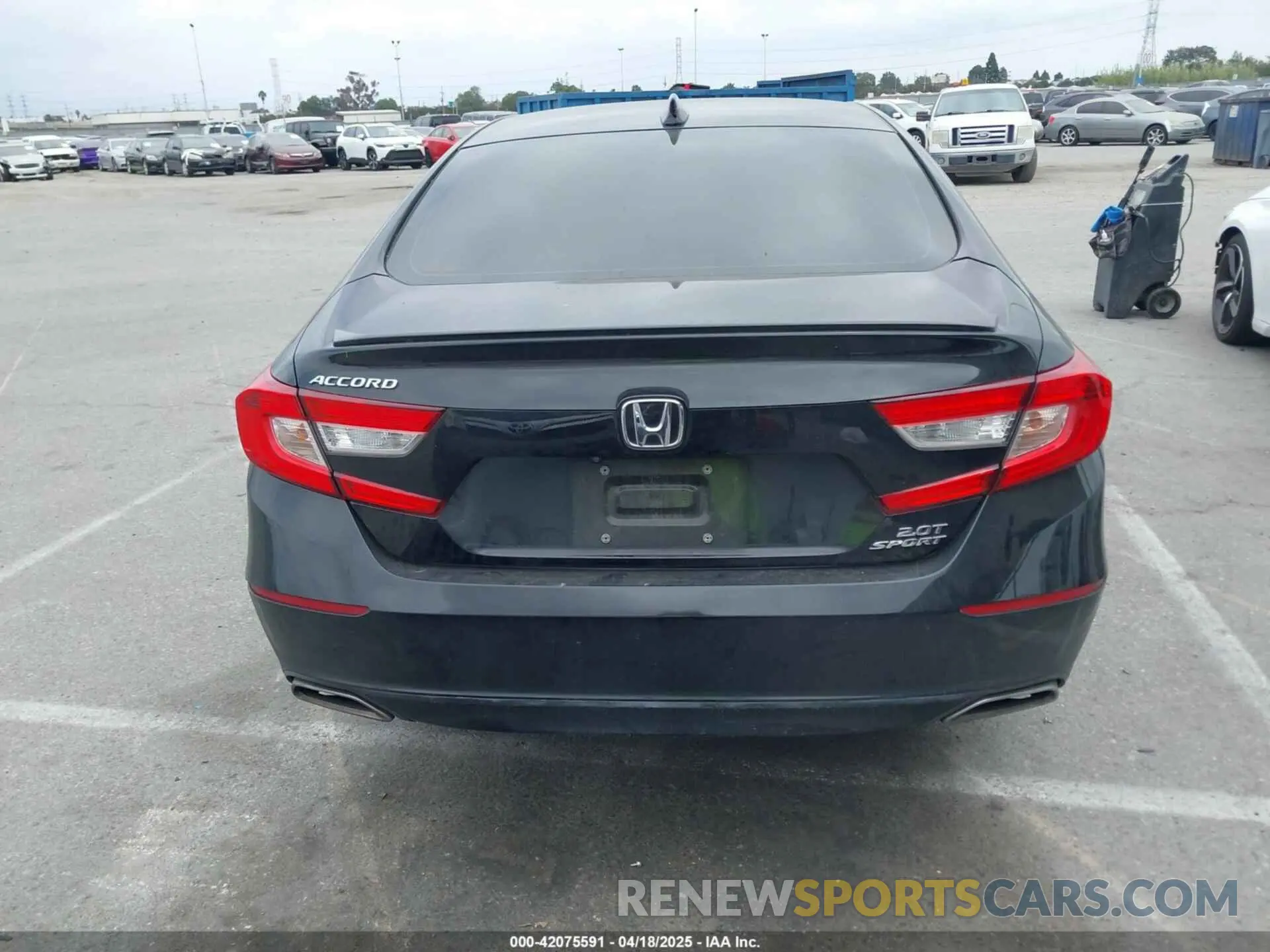 16 fotografías del automóvil dañado 1HGCV2F36KA005973 HONDA ACCORD 2019