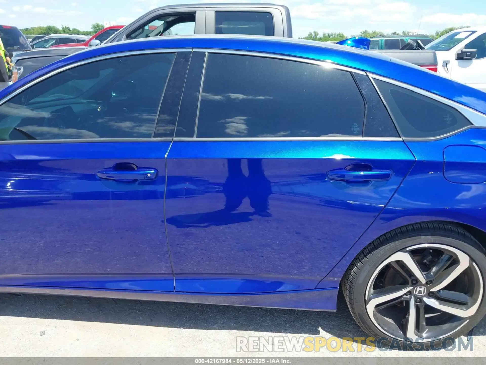 14 fotografías del automóvil dañado 1HGCV2F36KA007299 HONDA ACCORD 2019