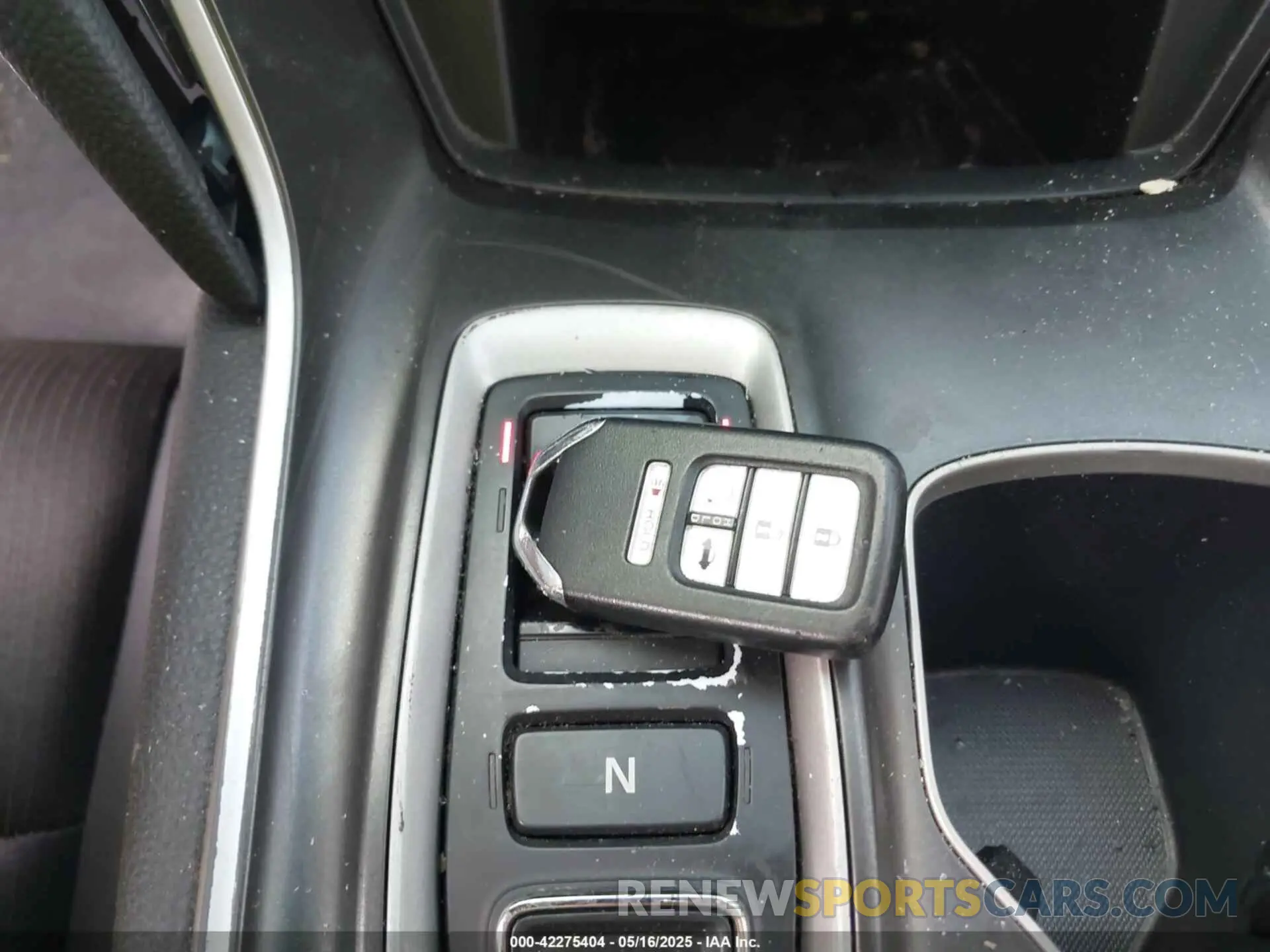 11 fotografías del automóvil dañado 1HGCV2F37KA012673 HONDA ACCORD 2019
