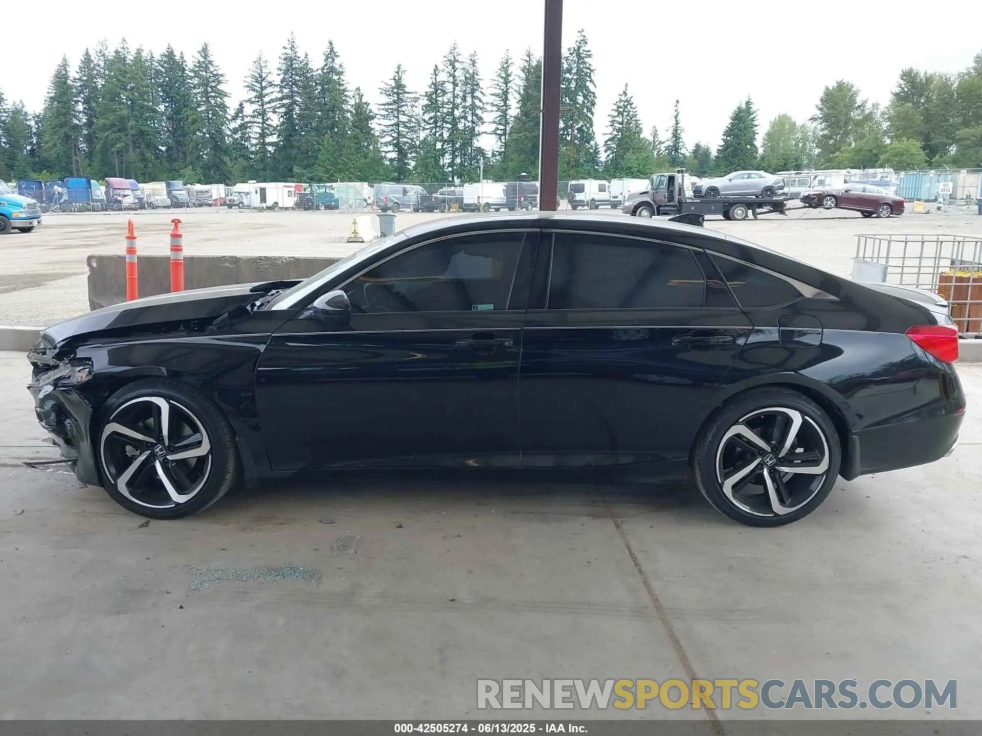 15 fotografías del automóvil dañado 1HGCV2F37KA021812 HONDA ACCORD 2019