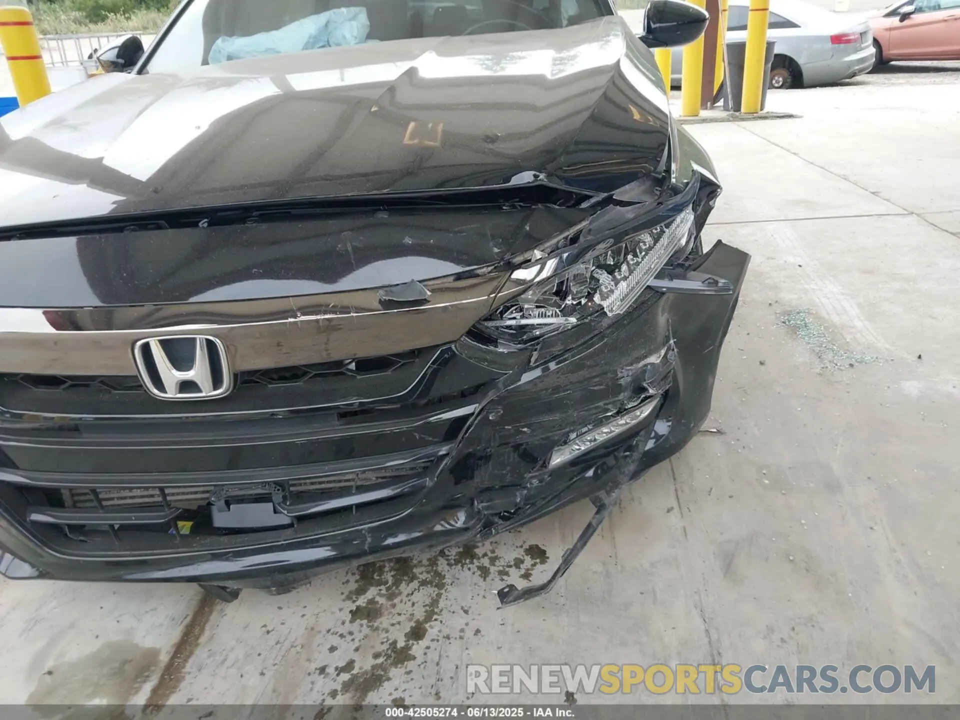 6 fotografías del automóvil dañado 1HGCV2F37KA021812 HONDA ACCORD 2019