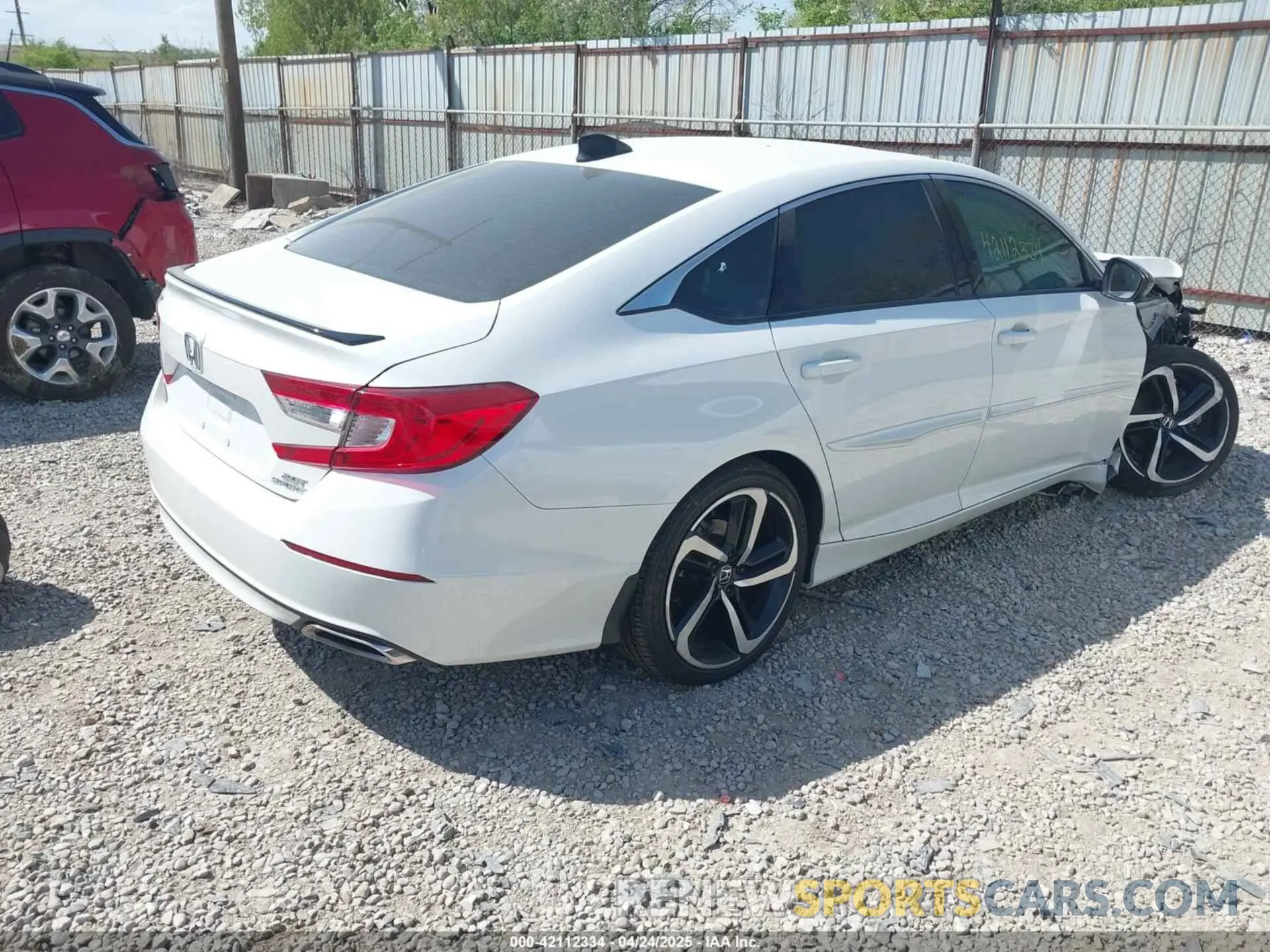 4 fotografías del automóvil dañado 1HGCV2F3XKA006463 HONDA ACCORD 2019