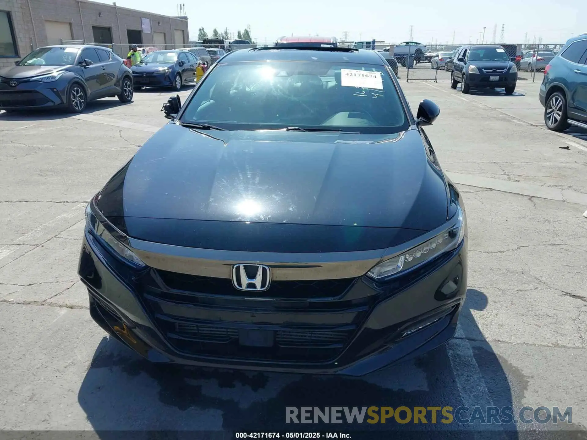 11 fotografías del automóvil dañado 1HGCV2F3XKA020069 HONDA ACCORD 2019