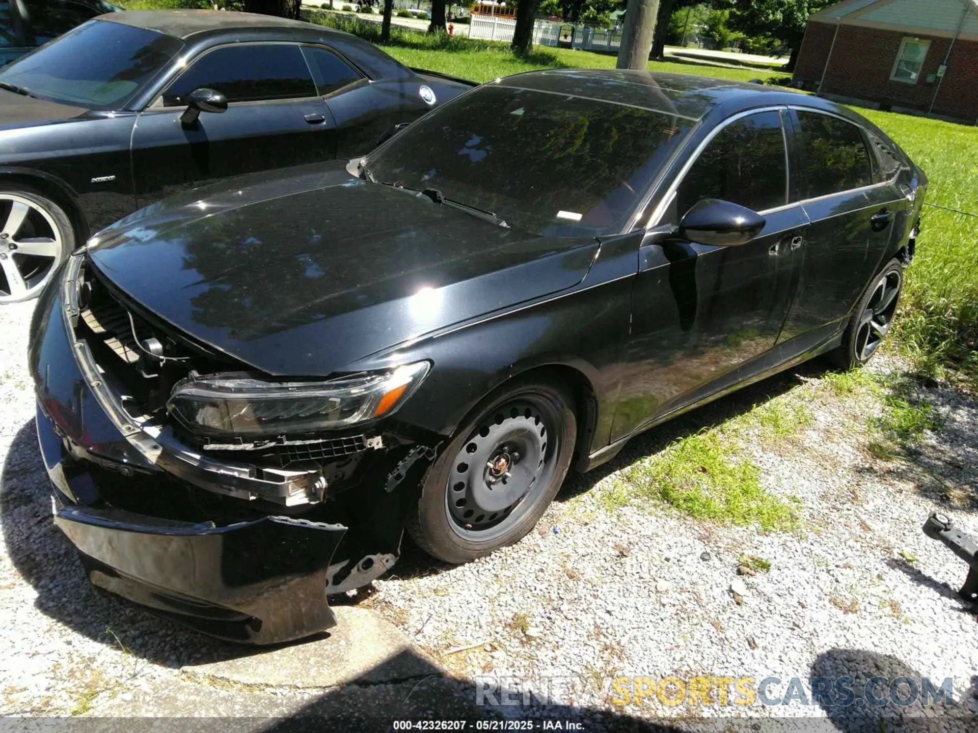2 fotografías del automóvil dañado 1HGCV2F3XKA022582 HONDA ACCORD 2019