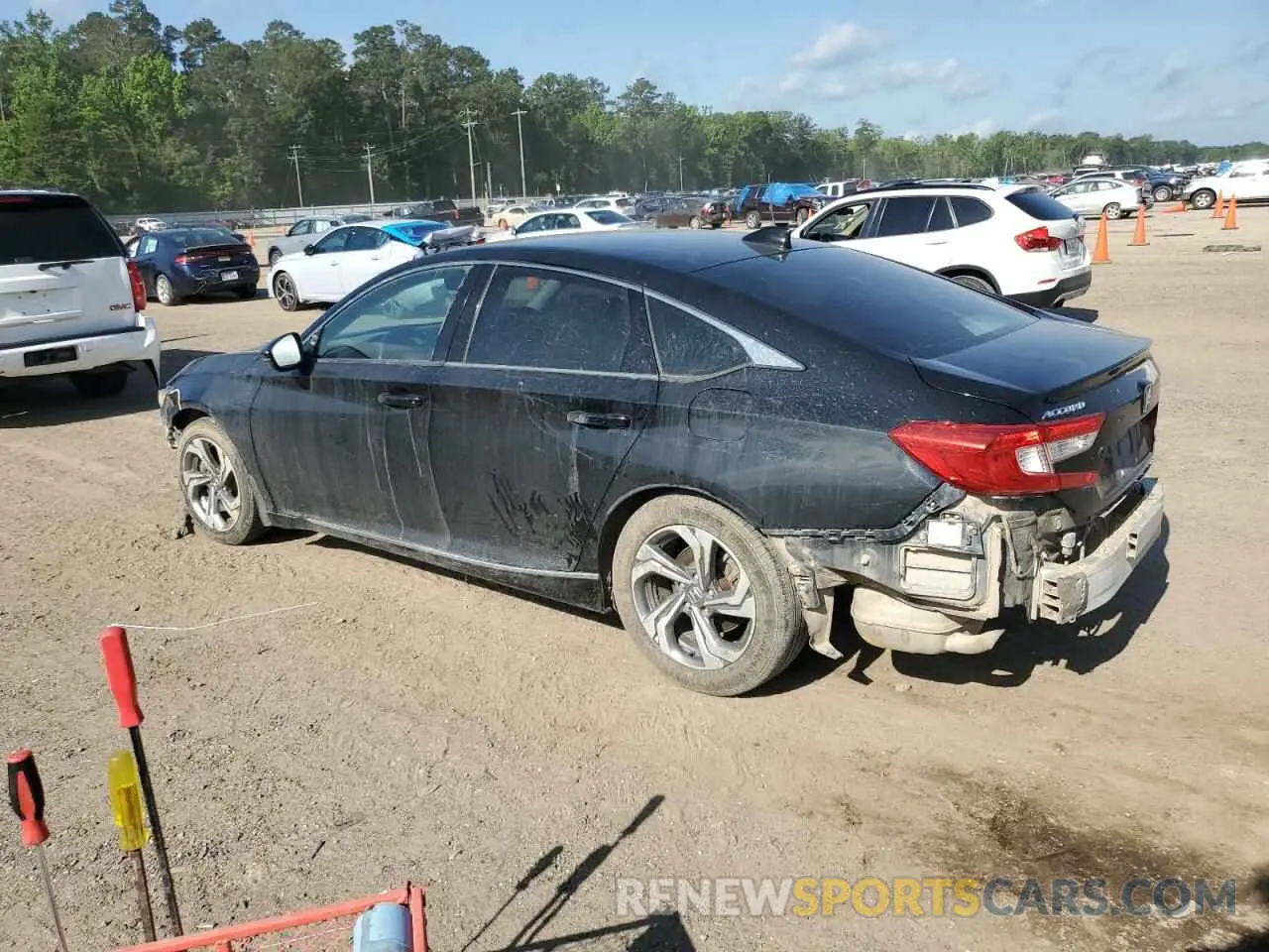 2 fotografías del automóvil dañado 1HGCV2F59KA031016 HONDA ACCORD 2019