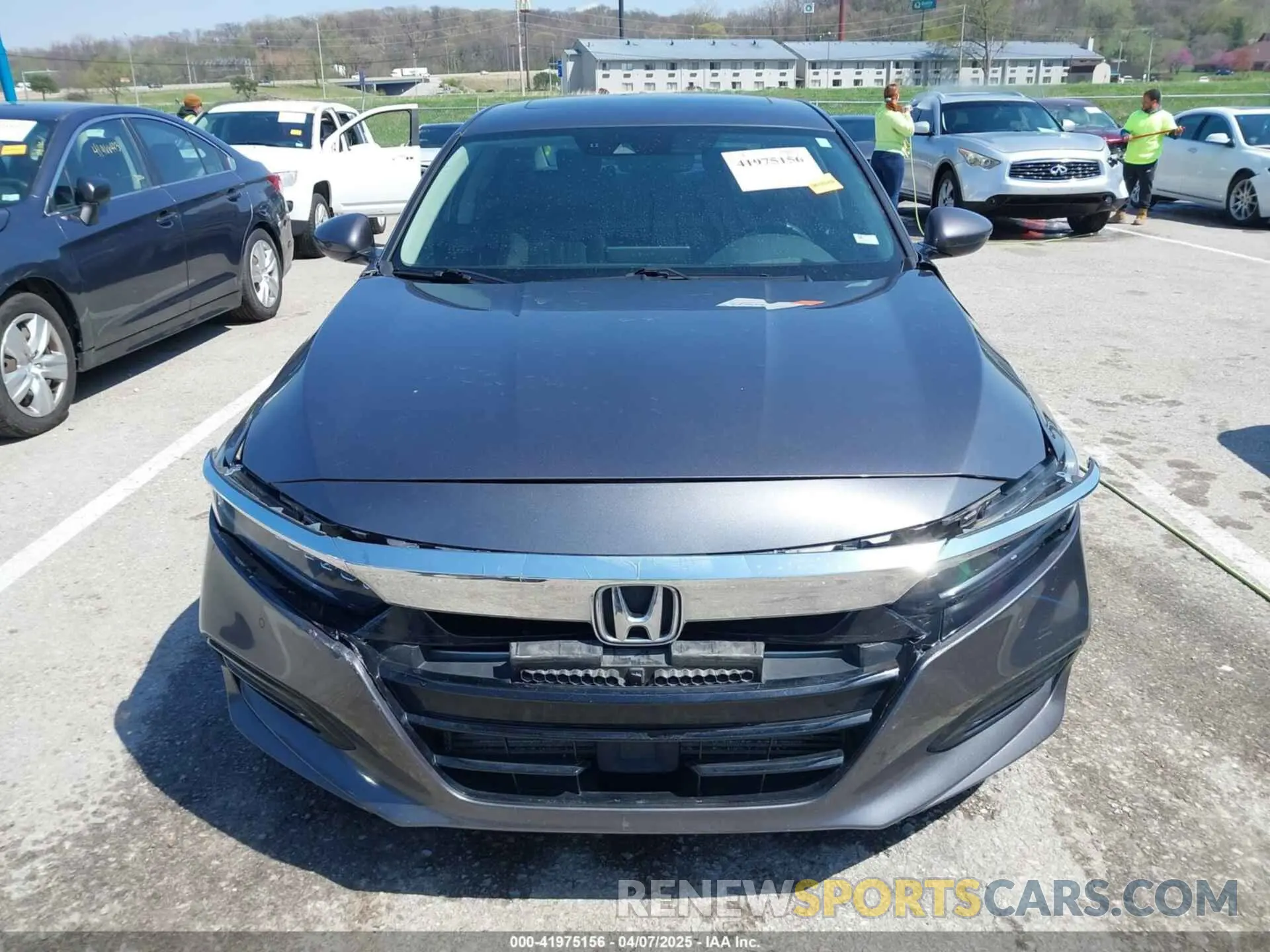 13 fotografías del automóvil dañado 1HGCV2F92KA016179 HONDA ACCORD 2019