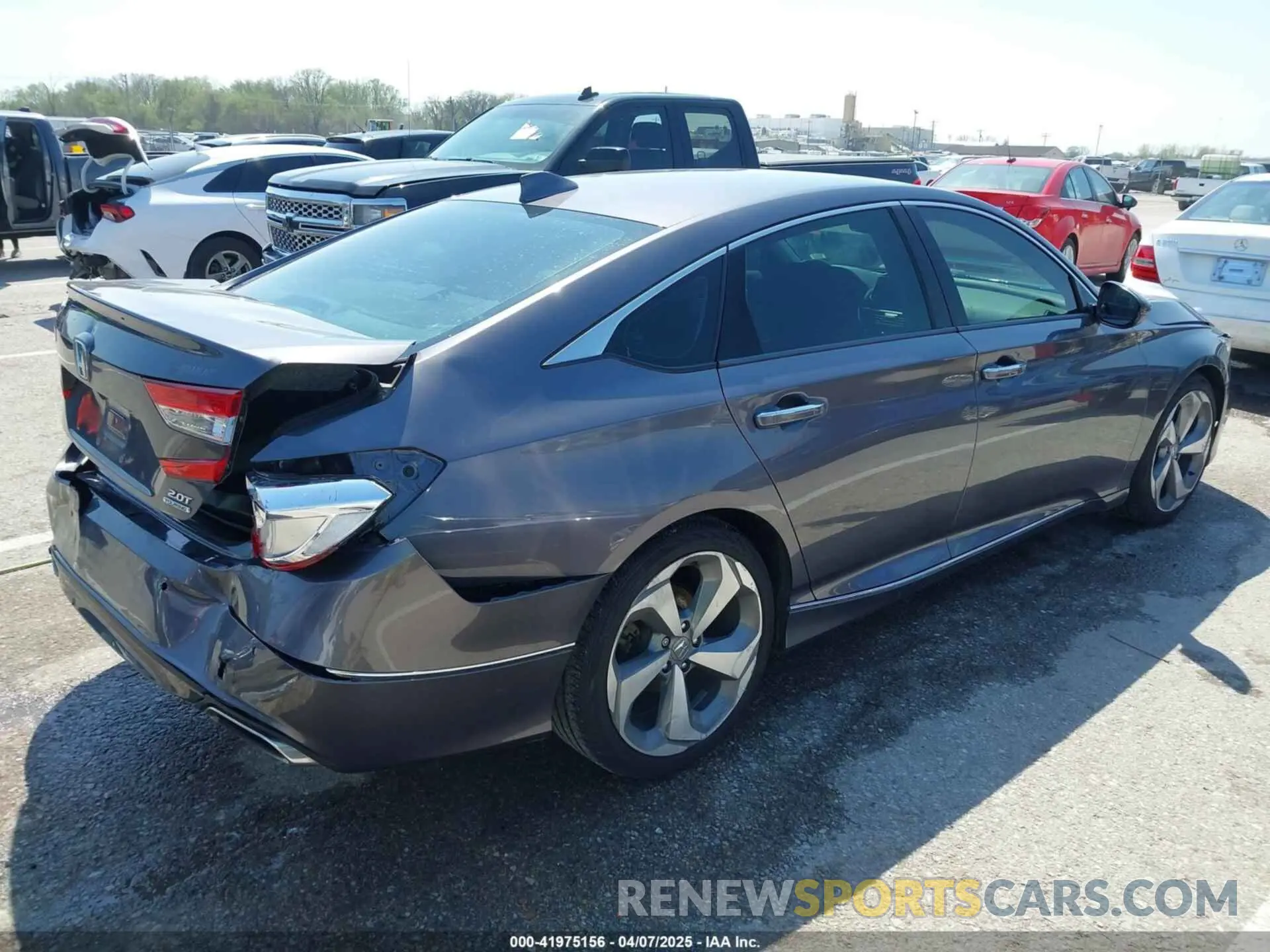 4 fotografías del automóvil dañado 1HGCV2F92KA016179 HONDA ACCORD 2019