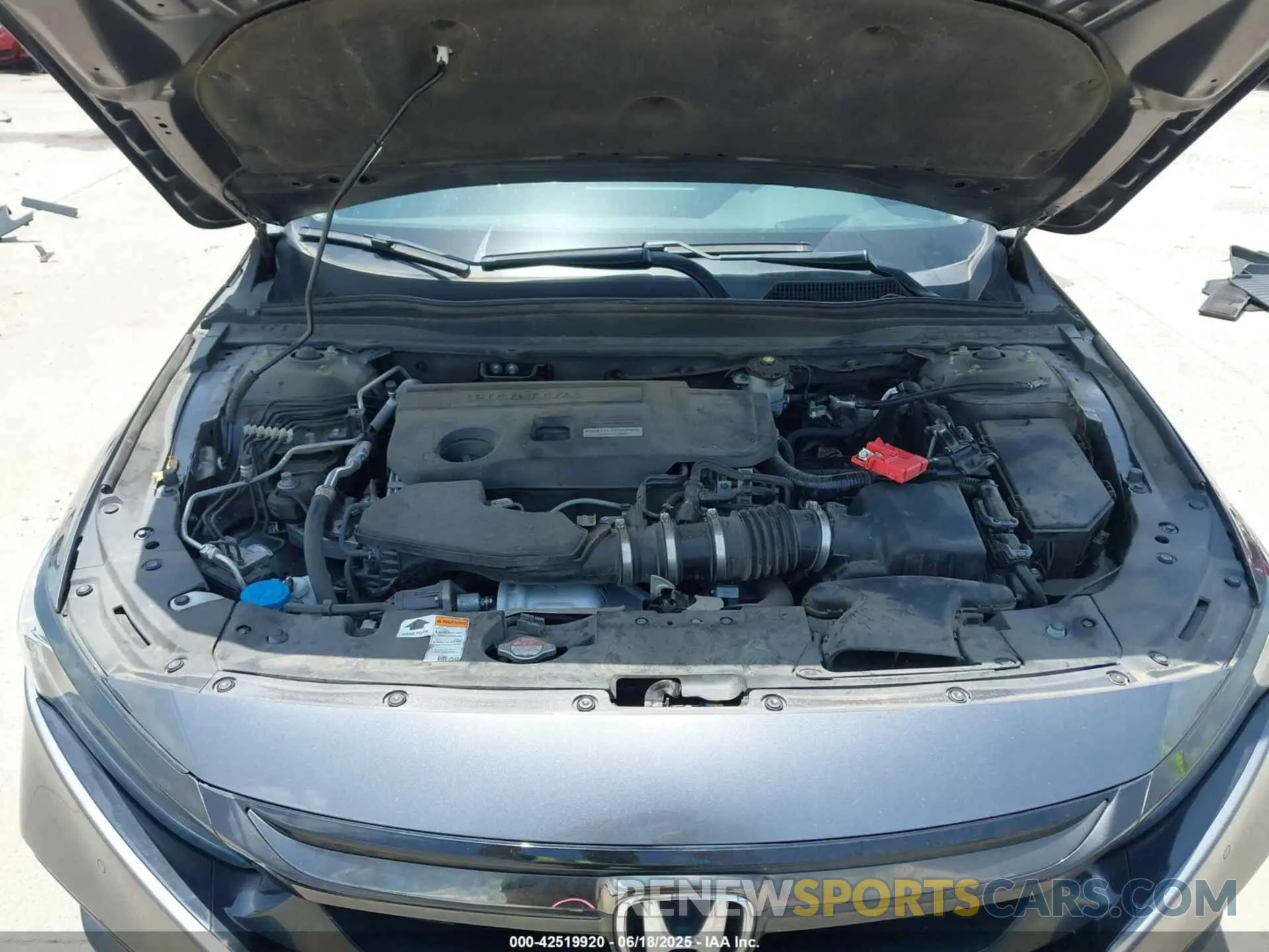 10 fotografías del automóvil dañado 1HGCV2F93KA013002 HONDA ACCORD 2019