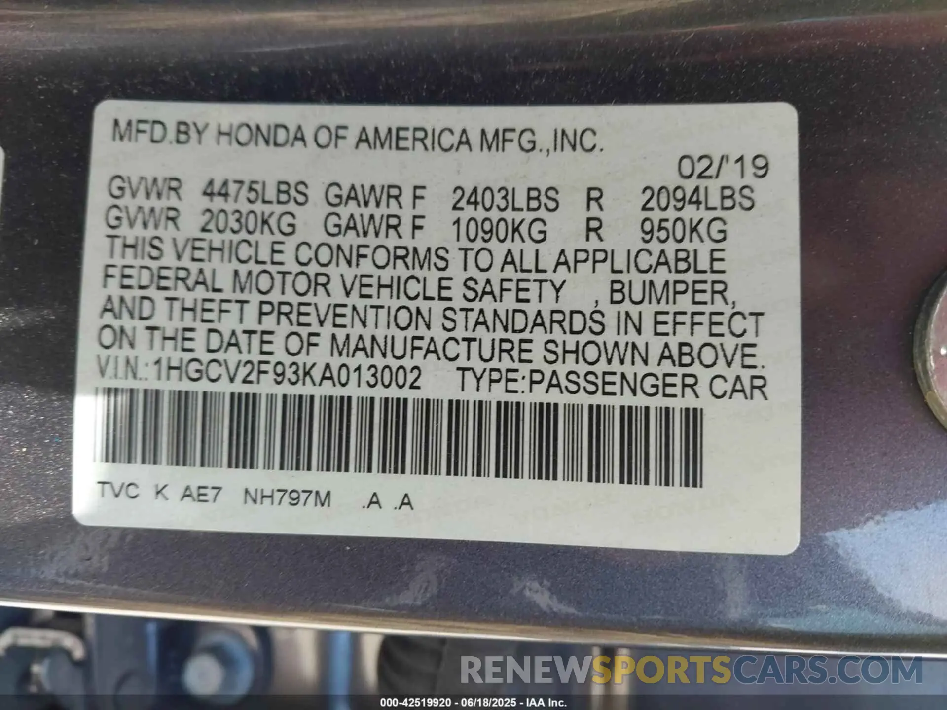 9 fotografías del automóvil dañado 1HGCV2F93KA013002 HONDA ACCORD 2019