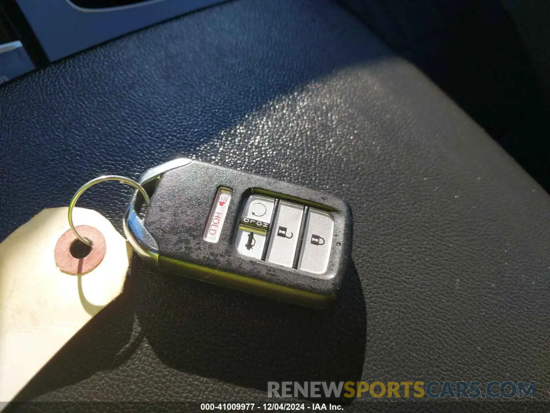 11 fotografías del automóvil dañado 1HGCV2F94KA018578 HONDA ACCORD 2019