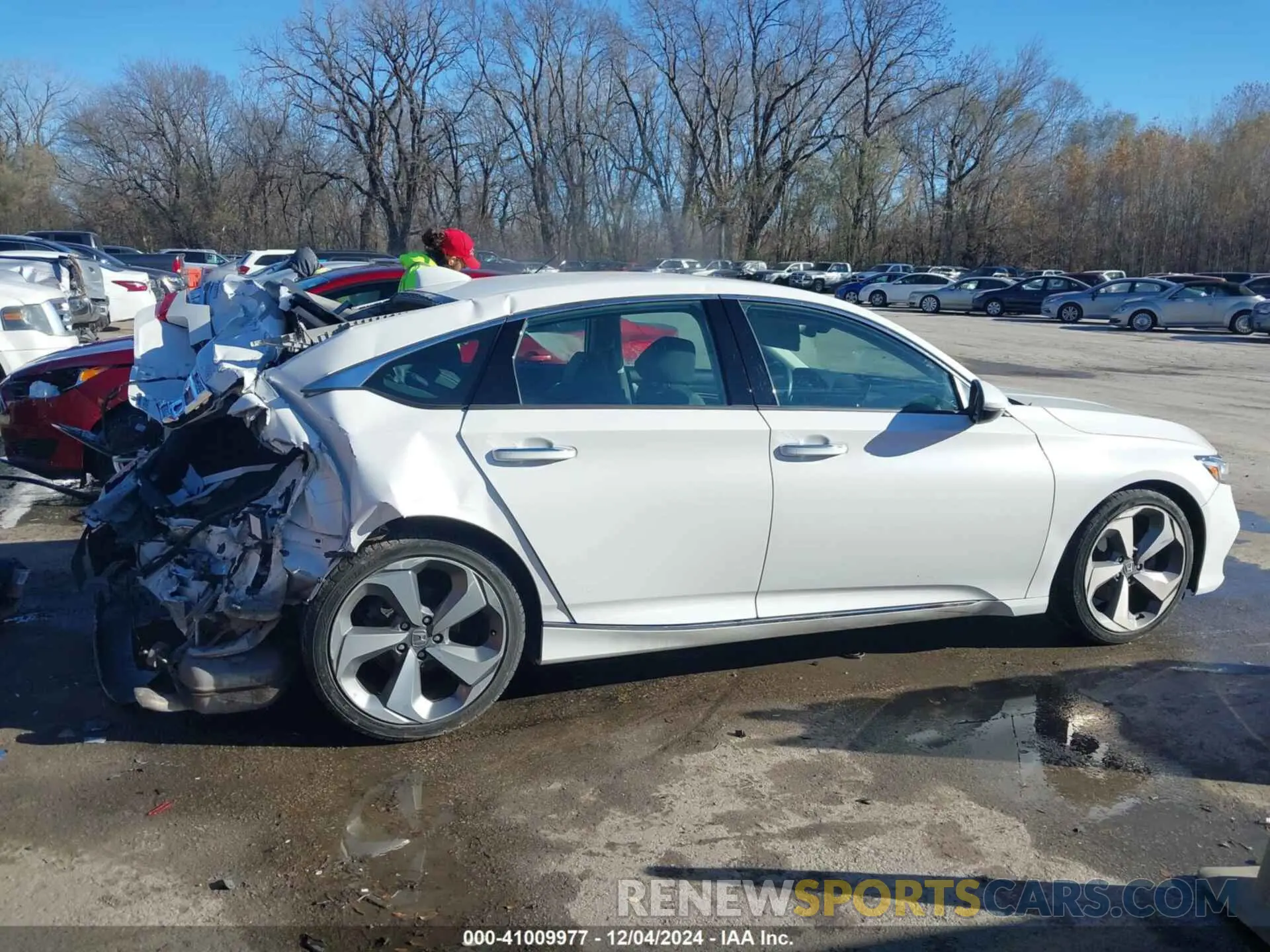 13 fotografías del automóvil dañado 1HGCV2F94KA018578 HONDA ACCORD 2019